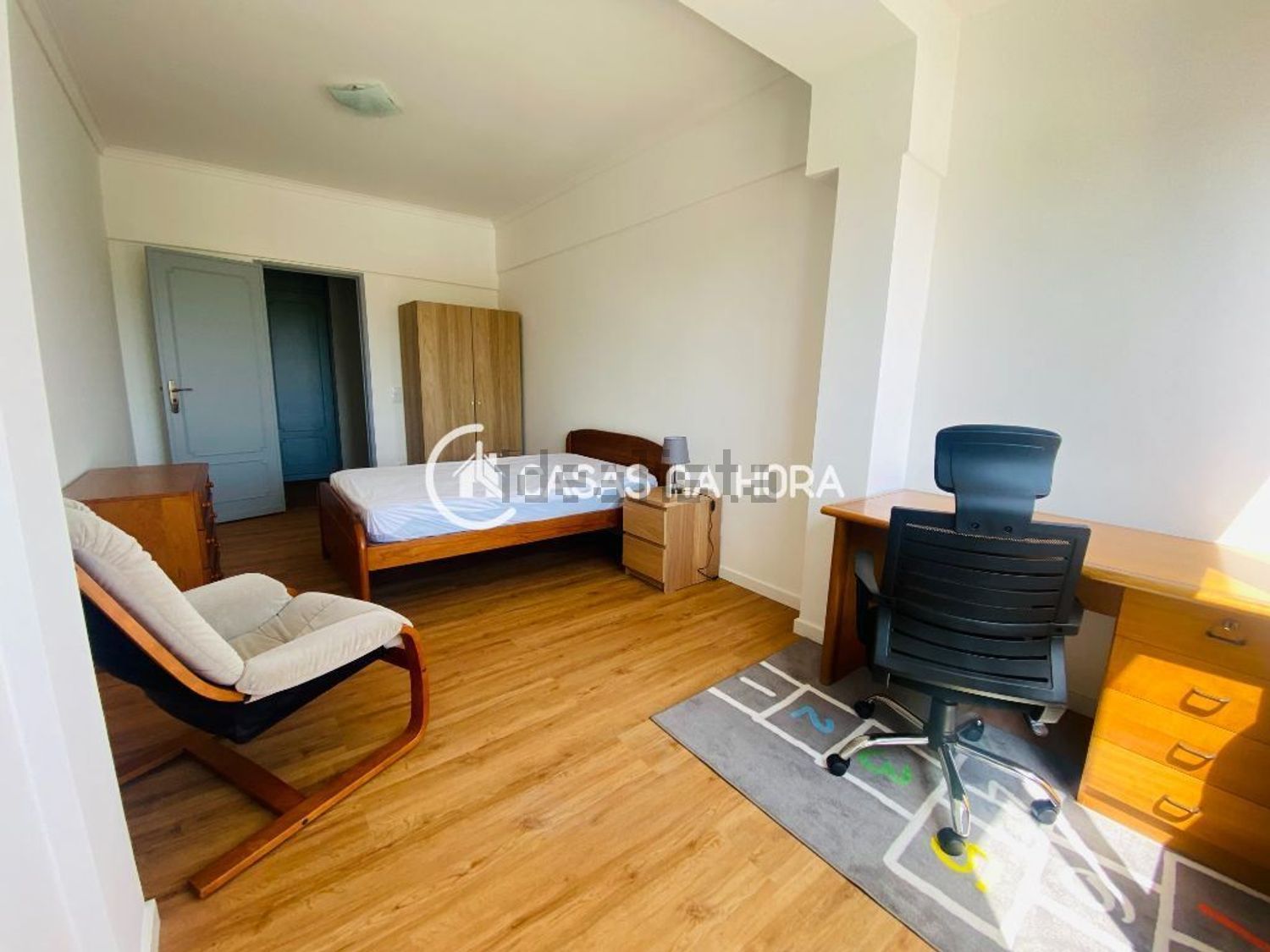 出租房间在Cova da Piedade - 卧室