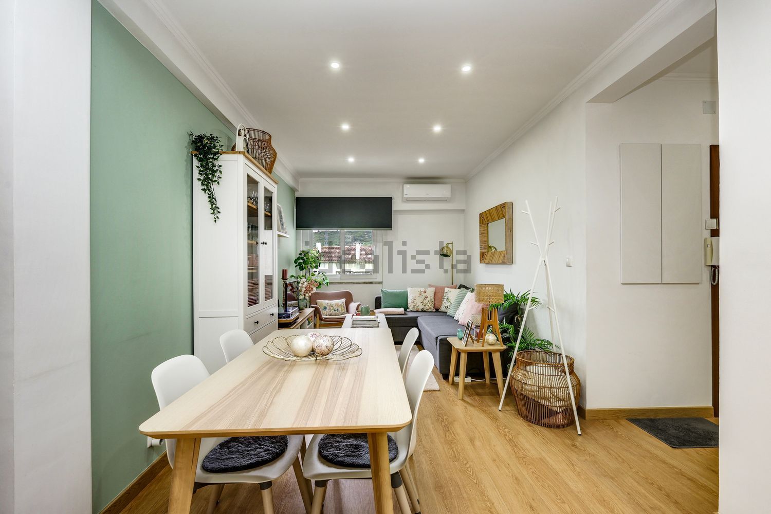 公寓 t2出售在Rua Tenente Coronel Salgueiro Maia - 客厅