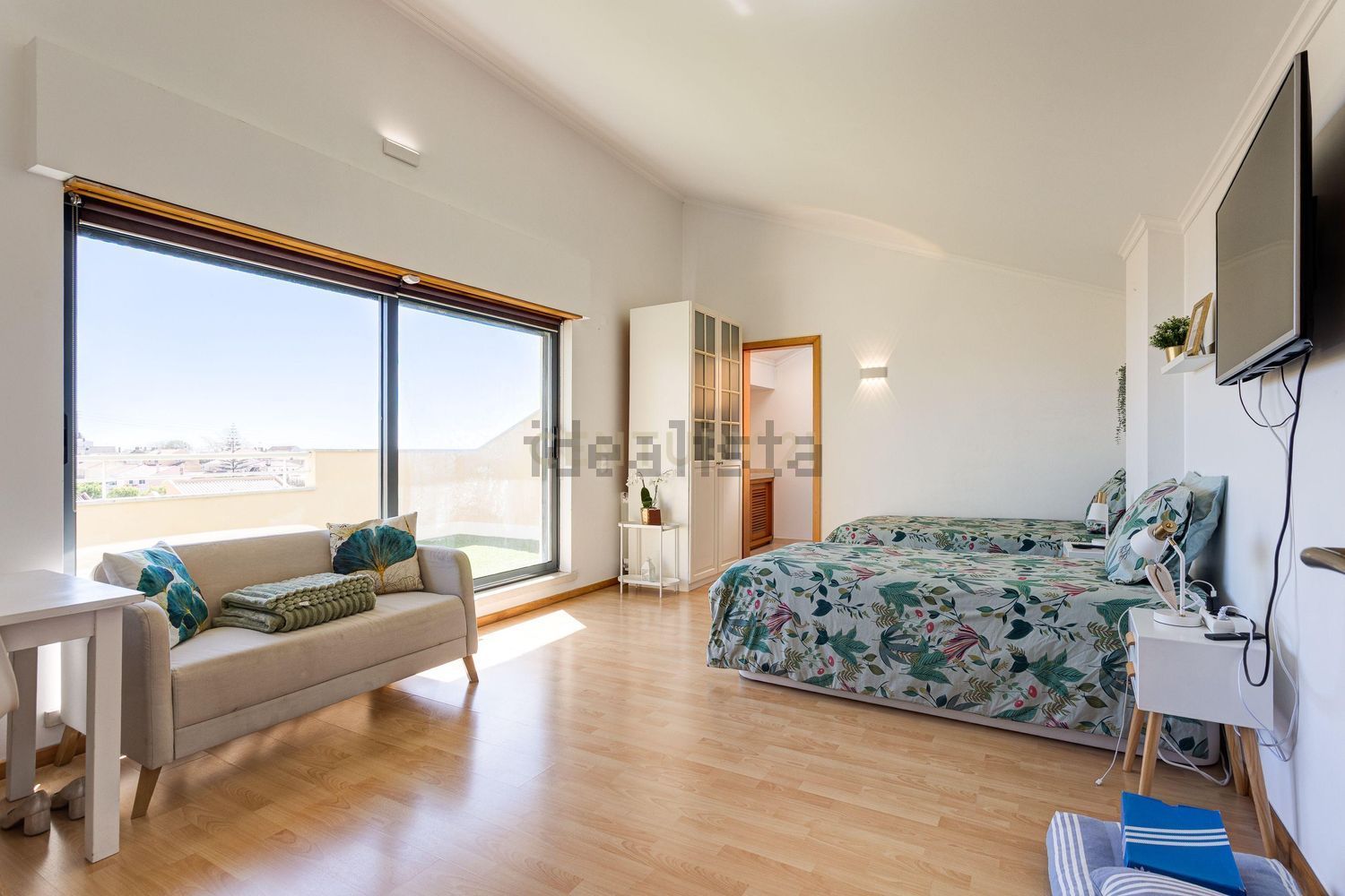 双拼别墅出售在Rua António Xavier Pereira Coutinho, 43 - 客厅