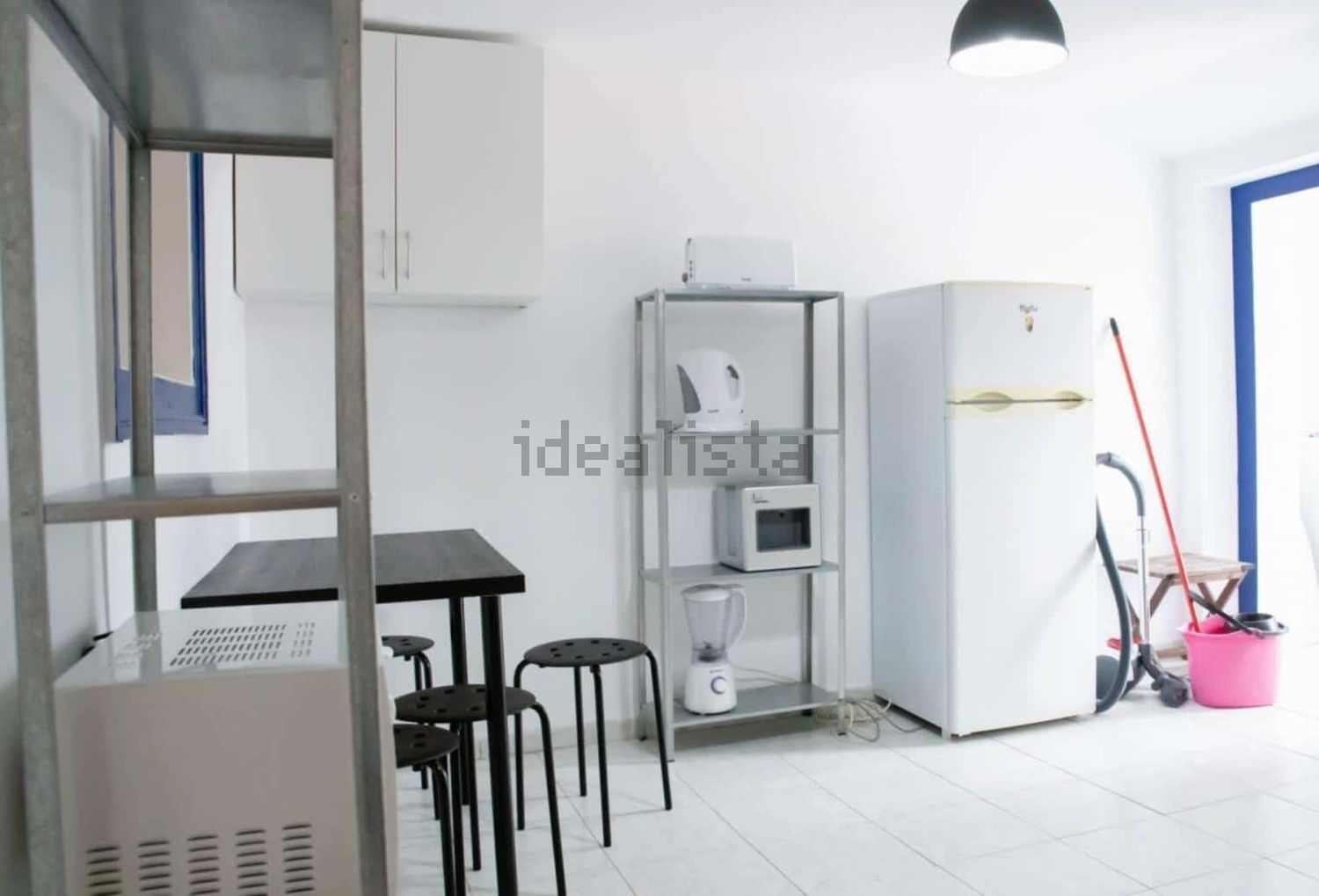 出租房间在Rua dos Cordoeiros, 13 - 厨房