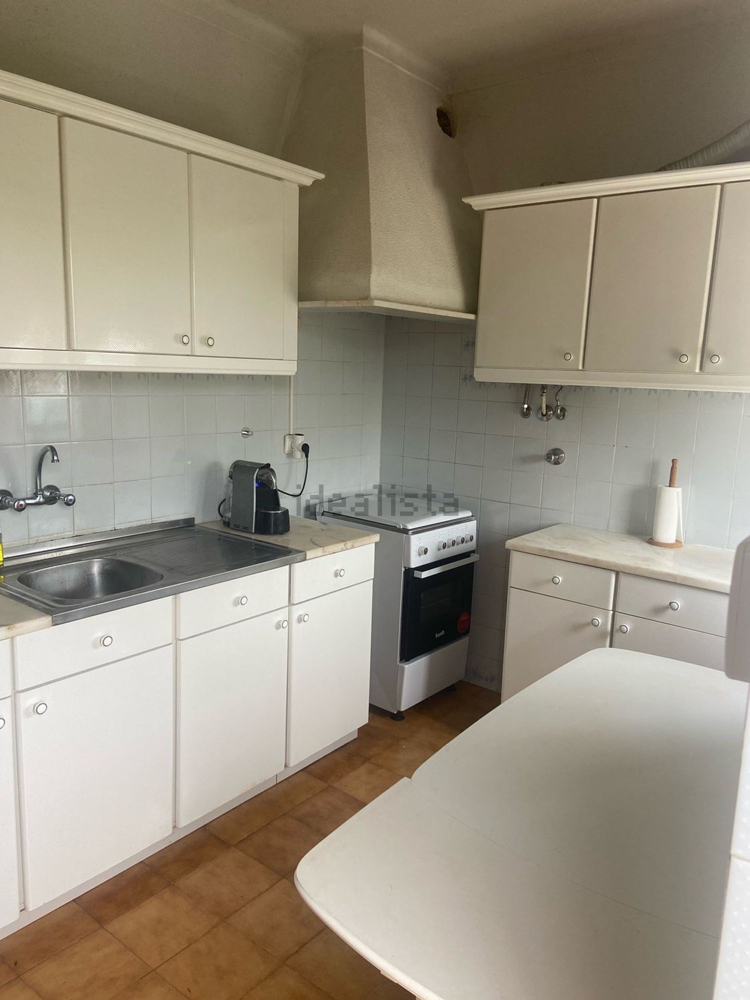 出租小楼房或独栋别墅在Rua Principal, 13 - 厨房