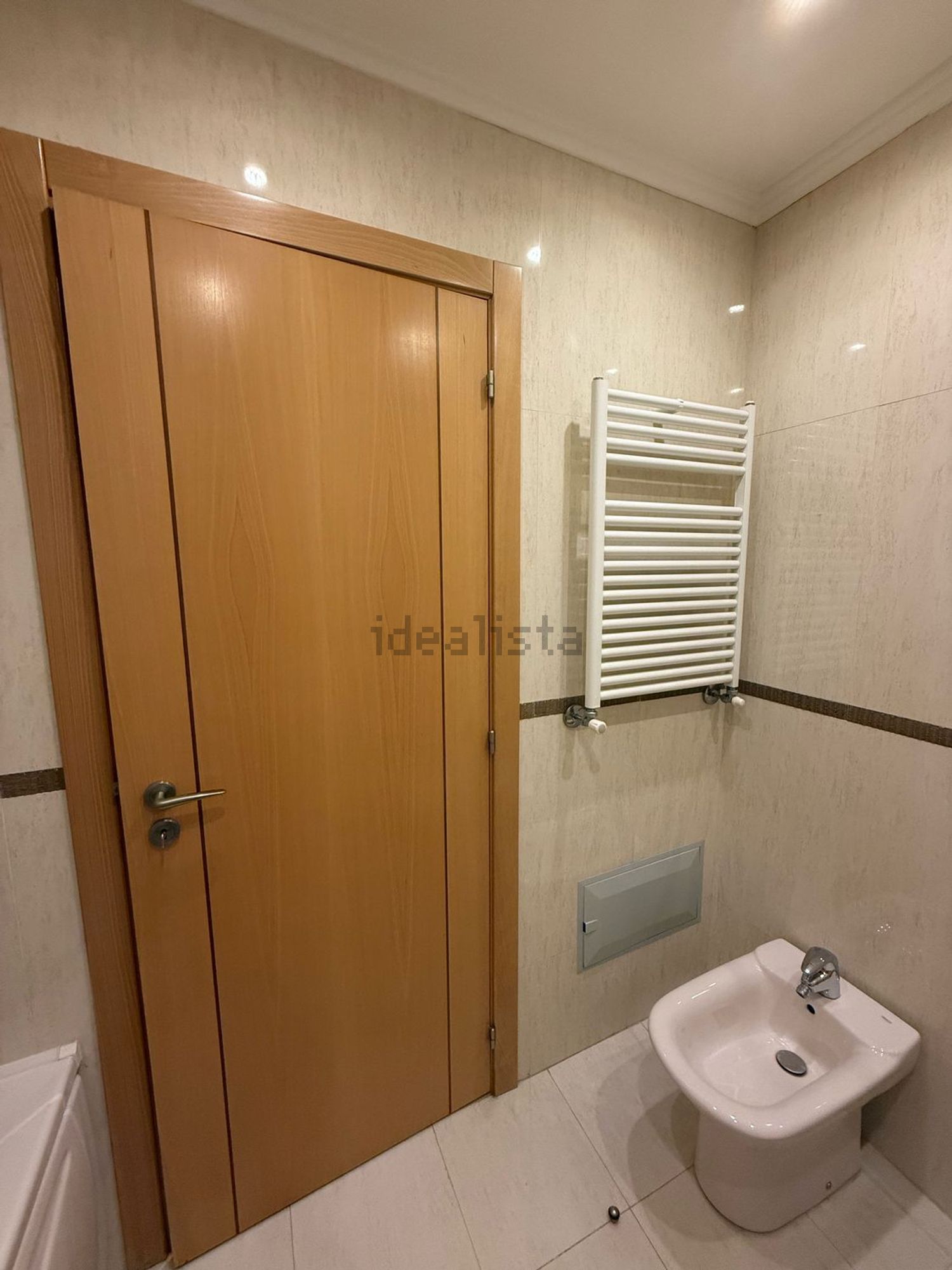 公寓 t2出售在Rua Henrique Manuel Ginja Cardoso, 1 b - 卫生间