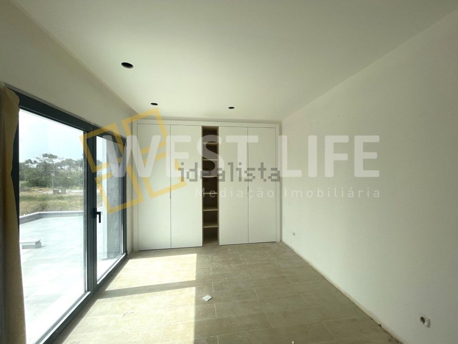 小楼房或独栋别墅出售在Centro - 照片