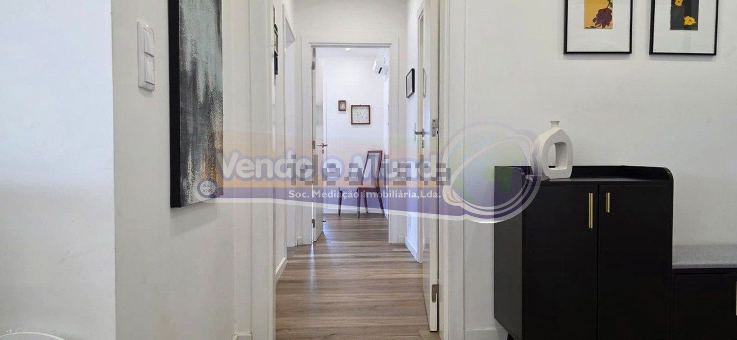 公寓 t2出售在Póvoa de Santa Iria e Forte da Casa - 过道