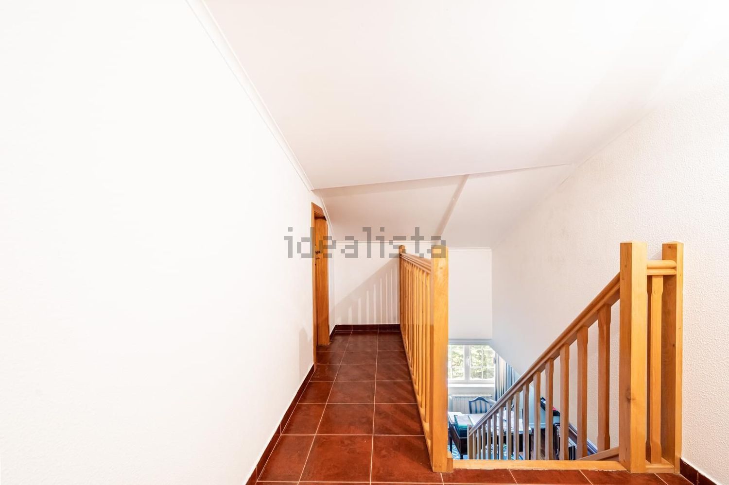 小楼房或独栋别墅出售在Rua das Eiras - 详情