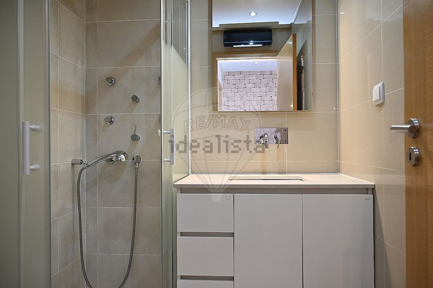 出租公寓 t3在Avenida Diogo Cão - 卫生间