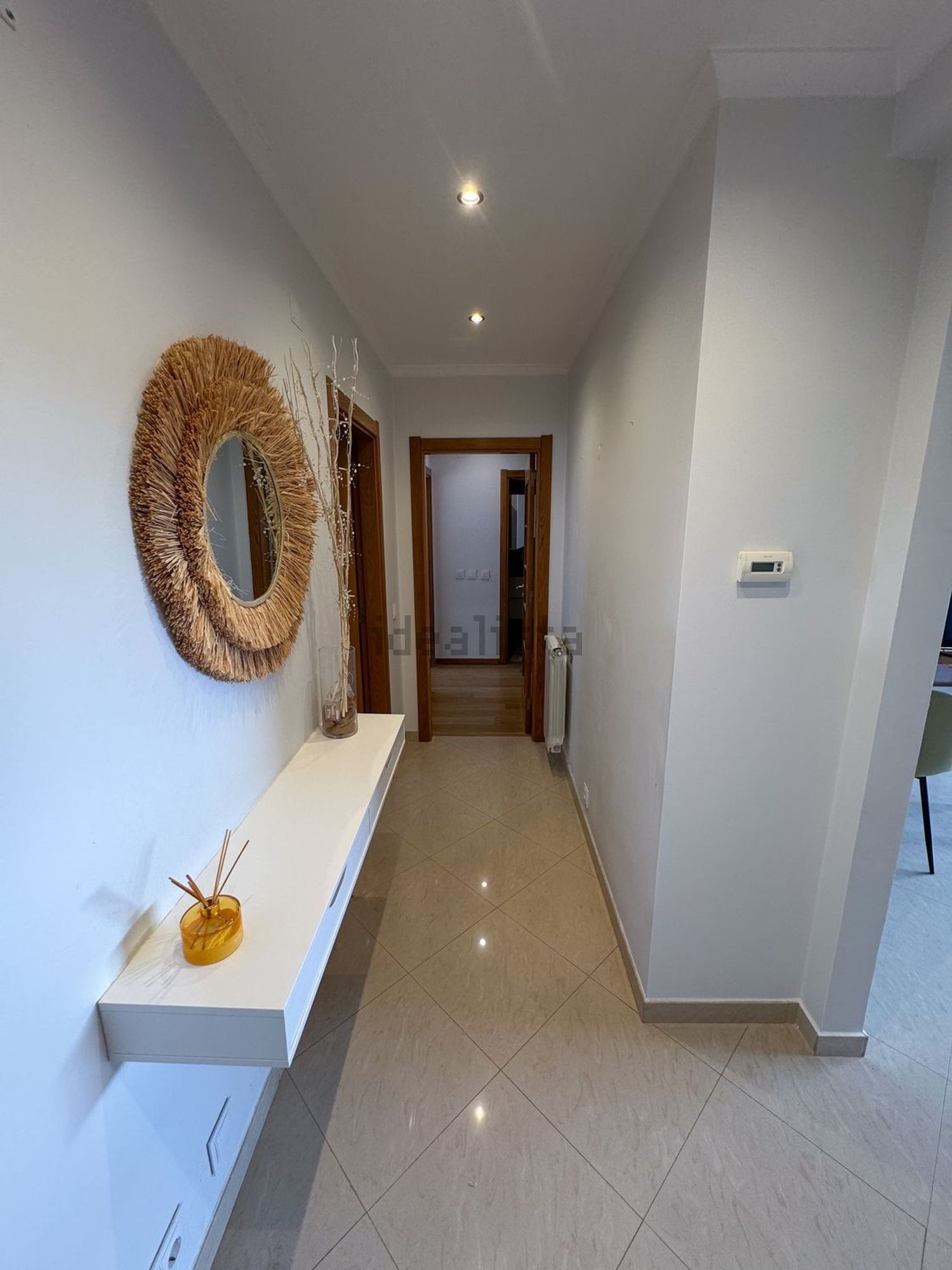 出租公寓 t2在Santo António dos Cavaleiros e Frielas - 过道