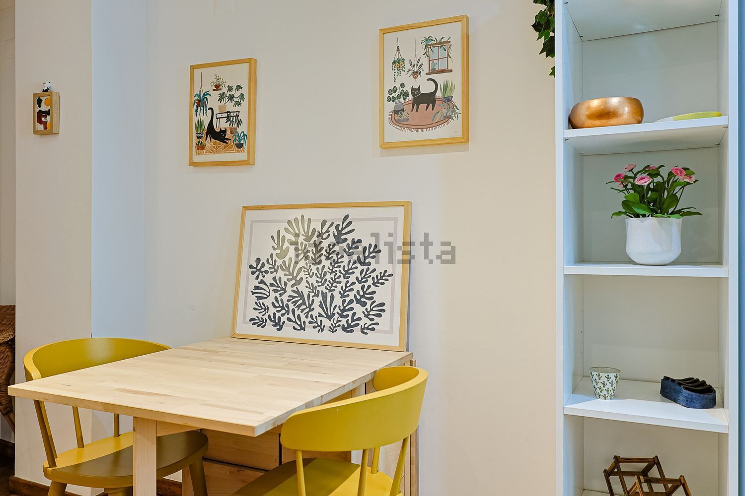 出租公寓 t2在Rua dos Remédios - 客厅