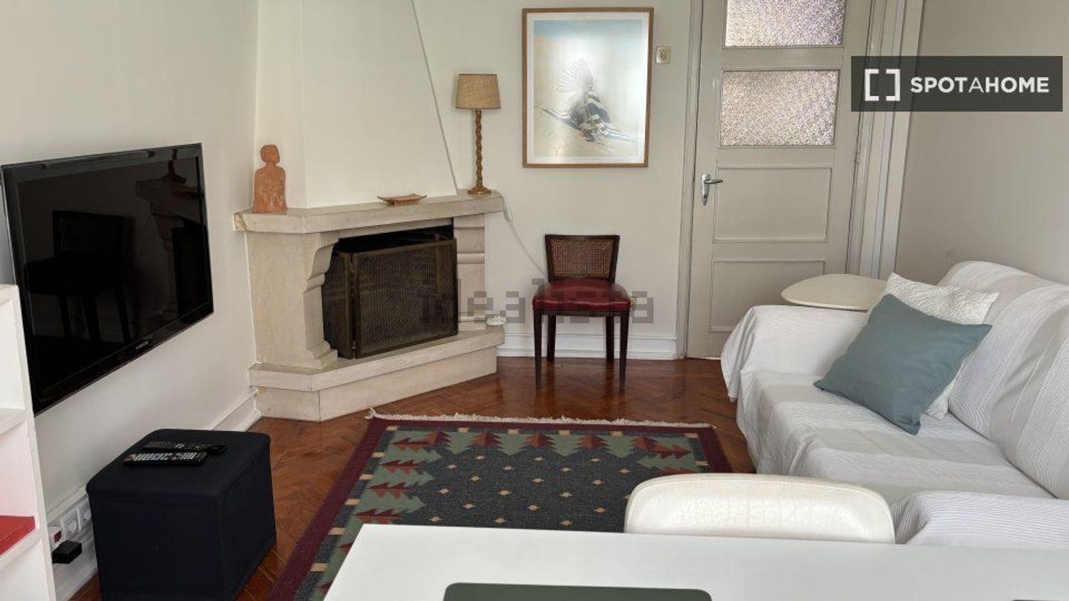 出租公寓 t1在Estrada de Benfica - 客厅