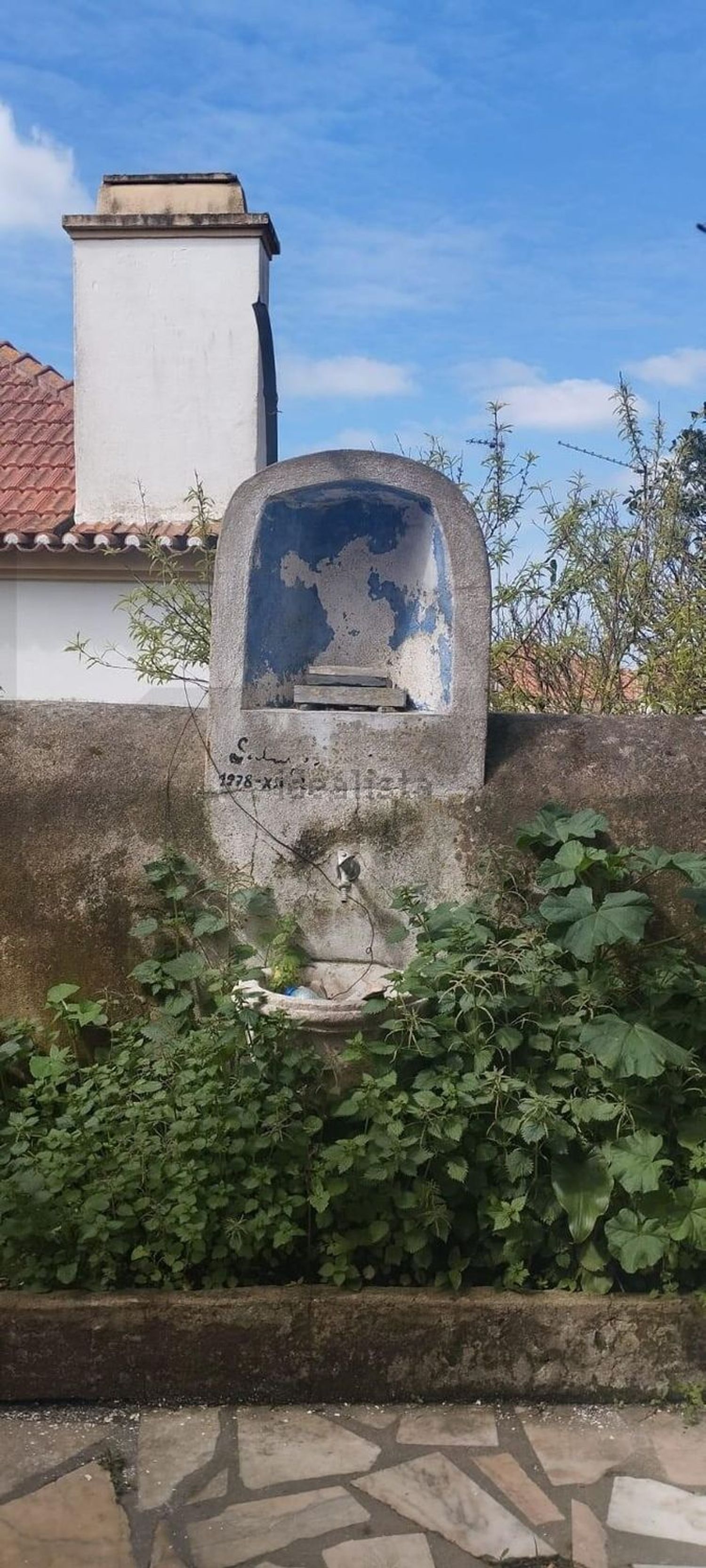 小楼房或独栋别墅出售在Rua Marita, 17 - 外立面