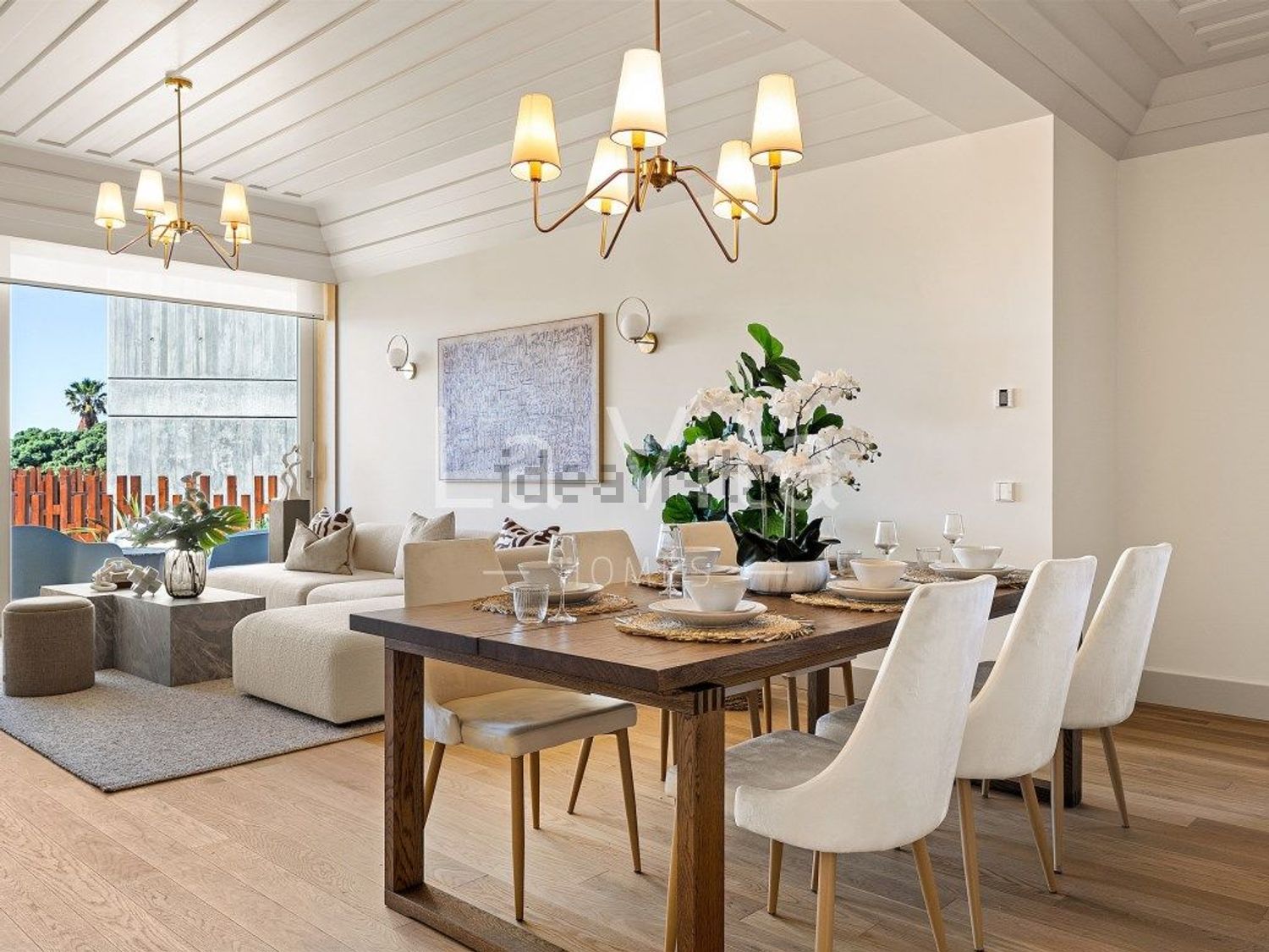 双拼别墅出售在Avenida Marginal - 客厅