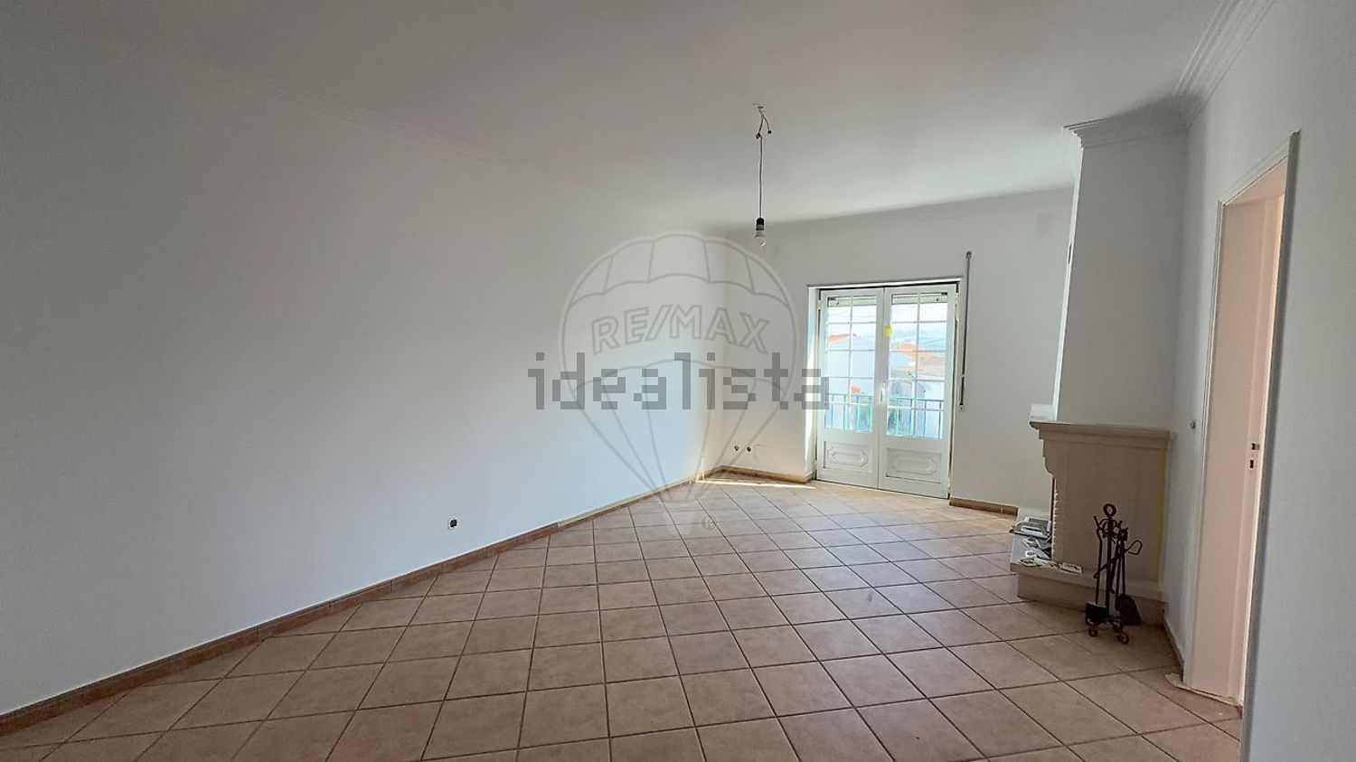 小楼房或独栋别墅出售在Rua da Pedra - 居住