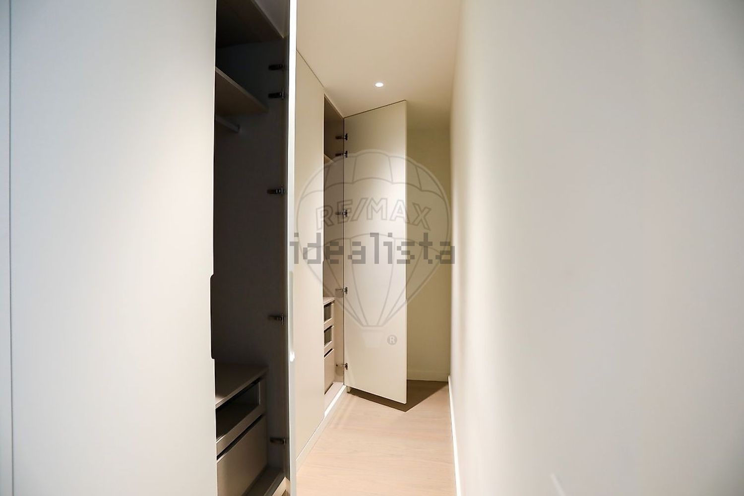 出租公寓 t2在Rua Fernando Palha - 试衣间