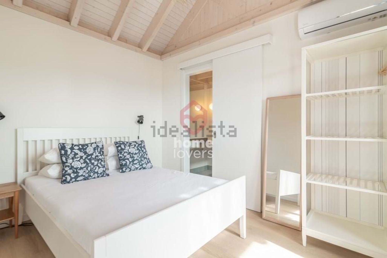 小楼房或独栋别墅出售在Rua das laranjeiras - 卧室