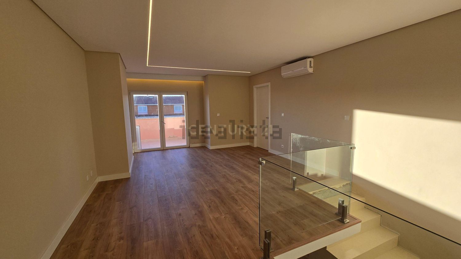 复式公寓出售在Costa da Guia - 照片