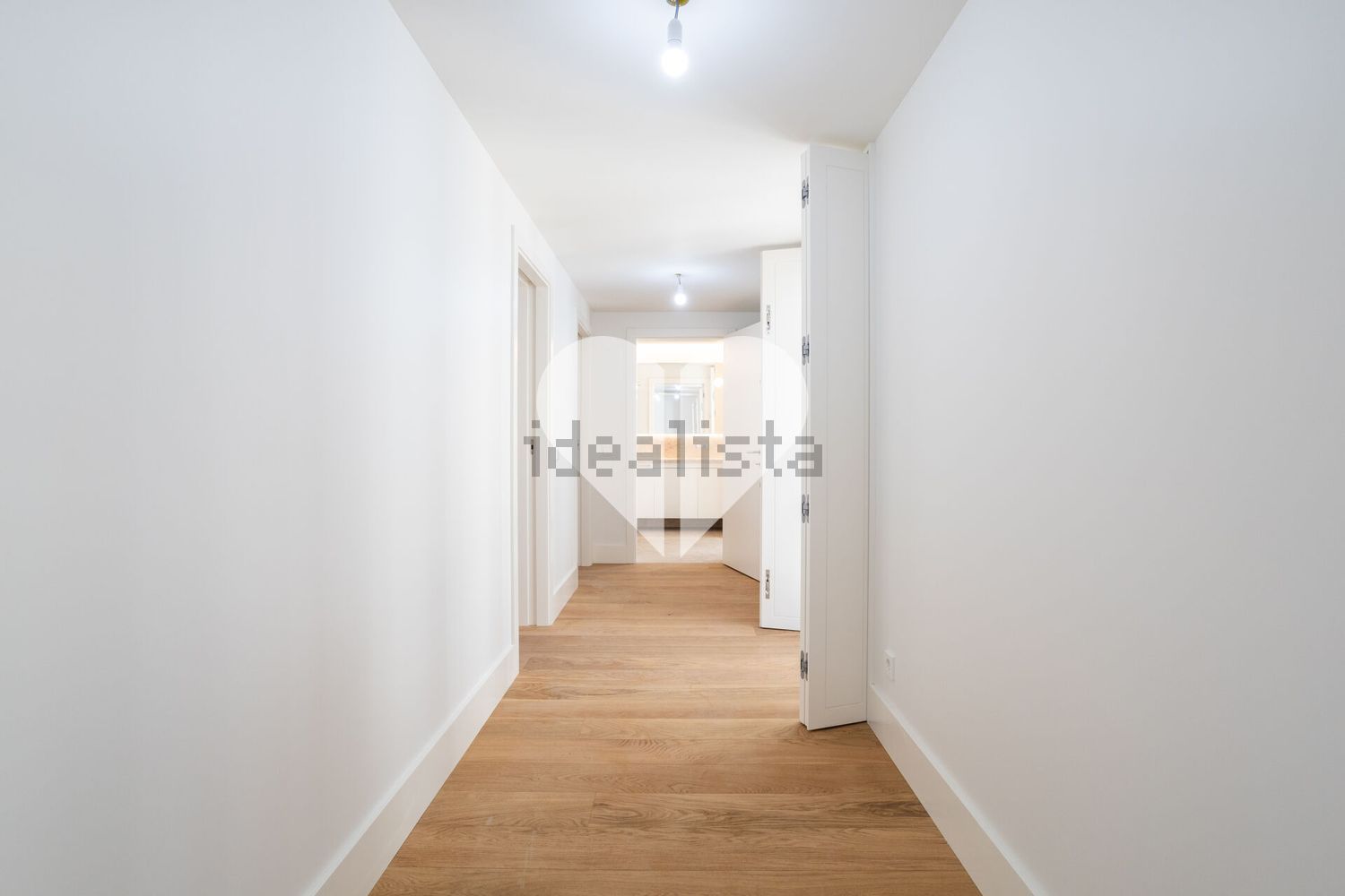 公寓 t3出售在Rua do Passadiço, 1 - 过道