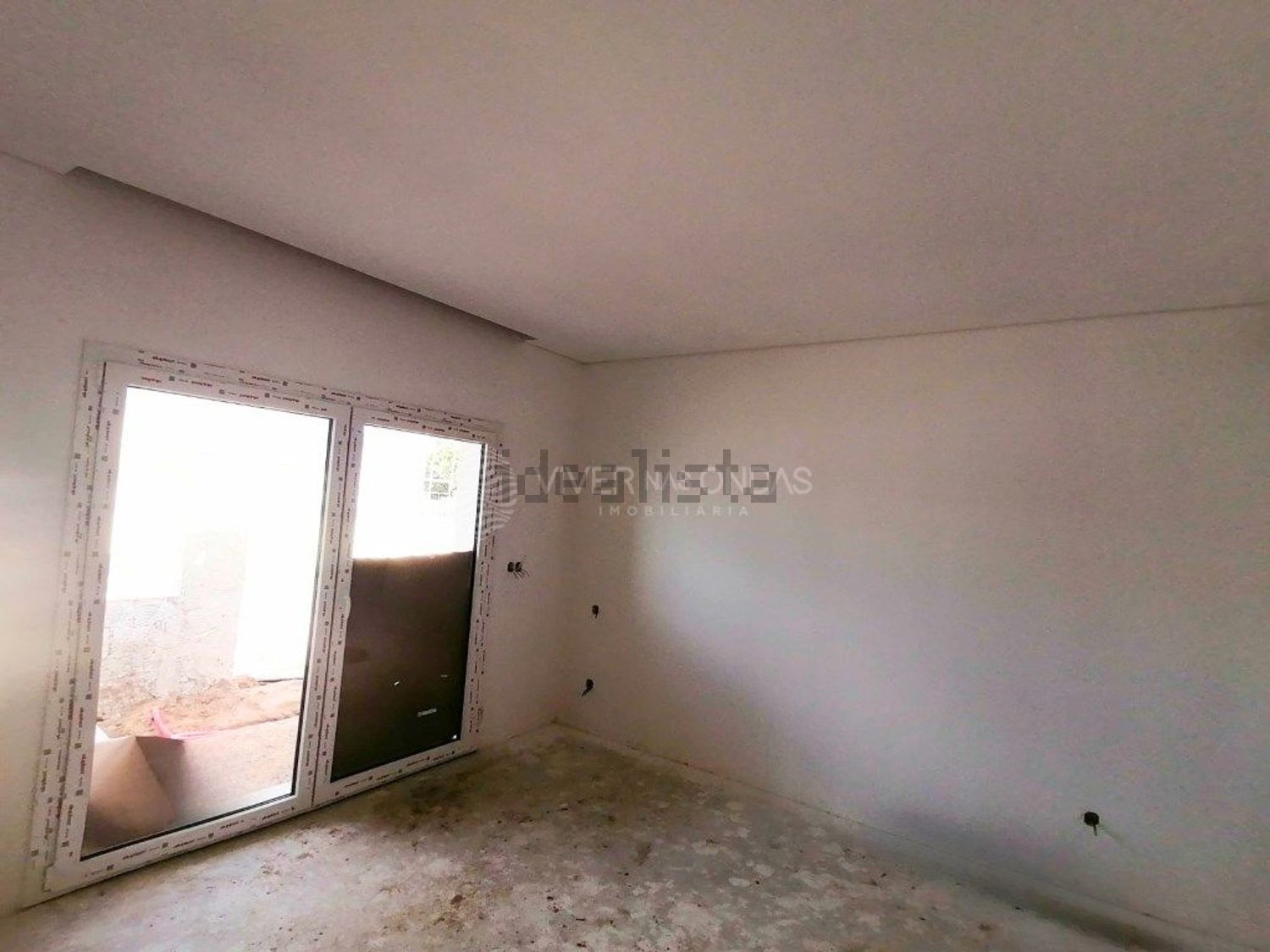 小楼房或独栋别墅出售在Pinhal do General - 居住