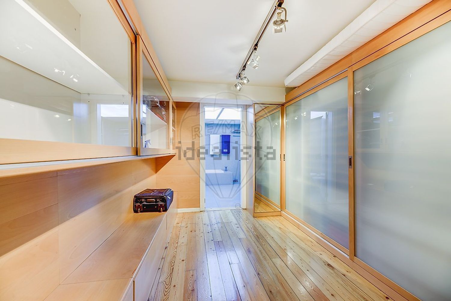 公寓 t1出售在Rua Santos-O-Velho - 过道