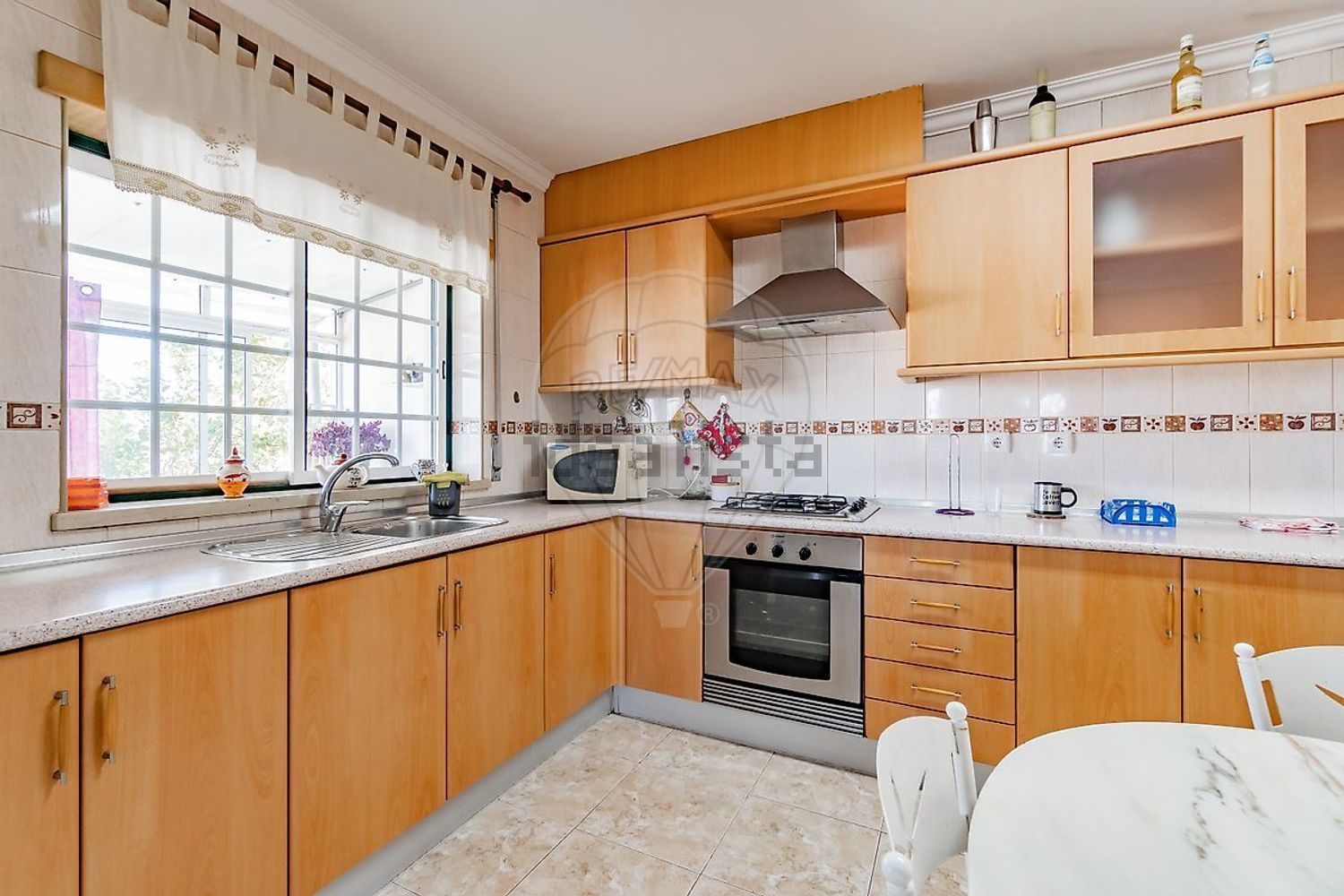 小楼房或独栋别墅出售在Rua das Flores - 厨房