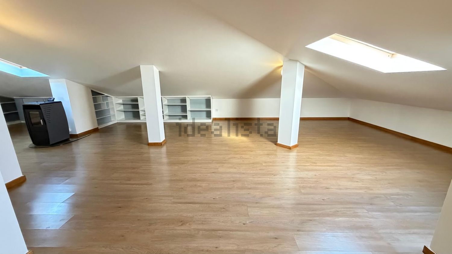 出租复式公寓在Rua Pompilio Silvestre, 15 - 居住