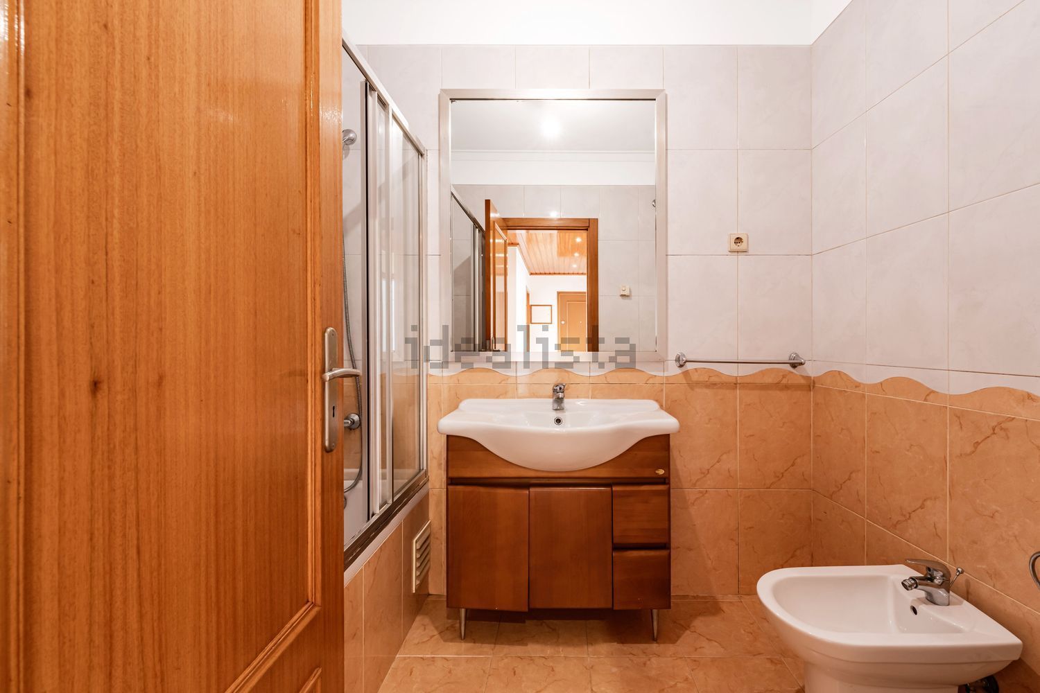 公寓 t3出售在Falagueira-Venda Nova - 卫生间