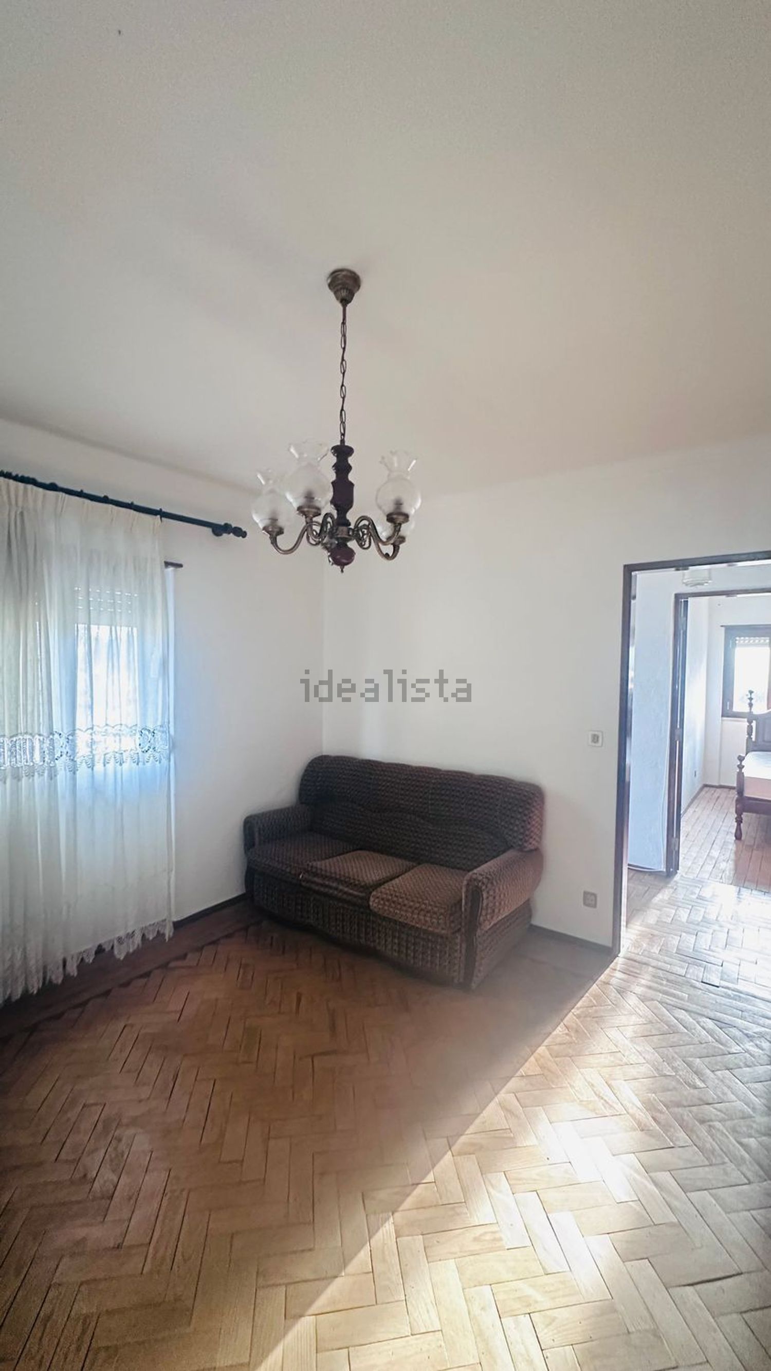 出租小楼房在Rua da Escola, 11 - 客厅