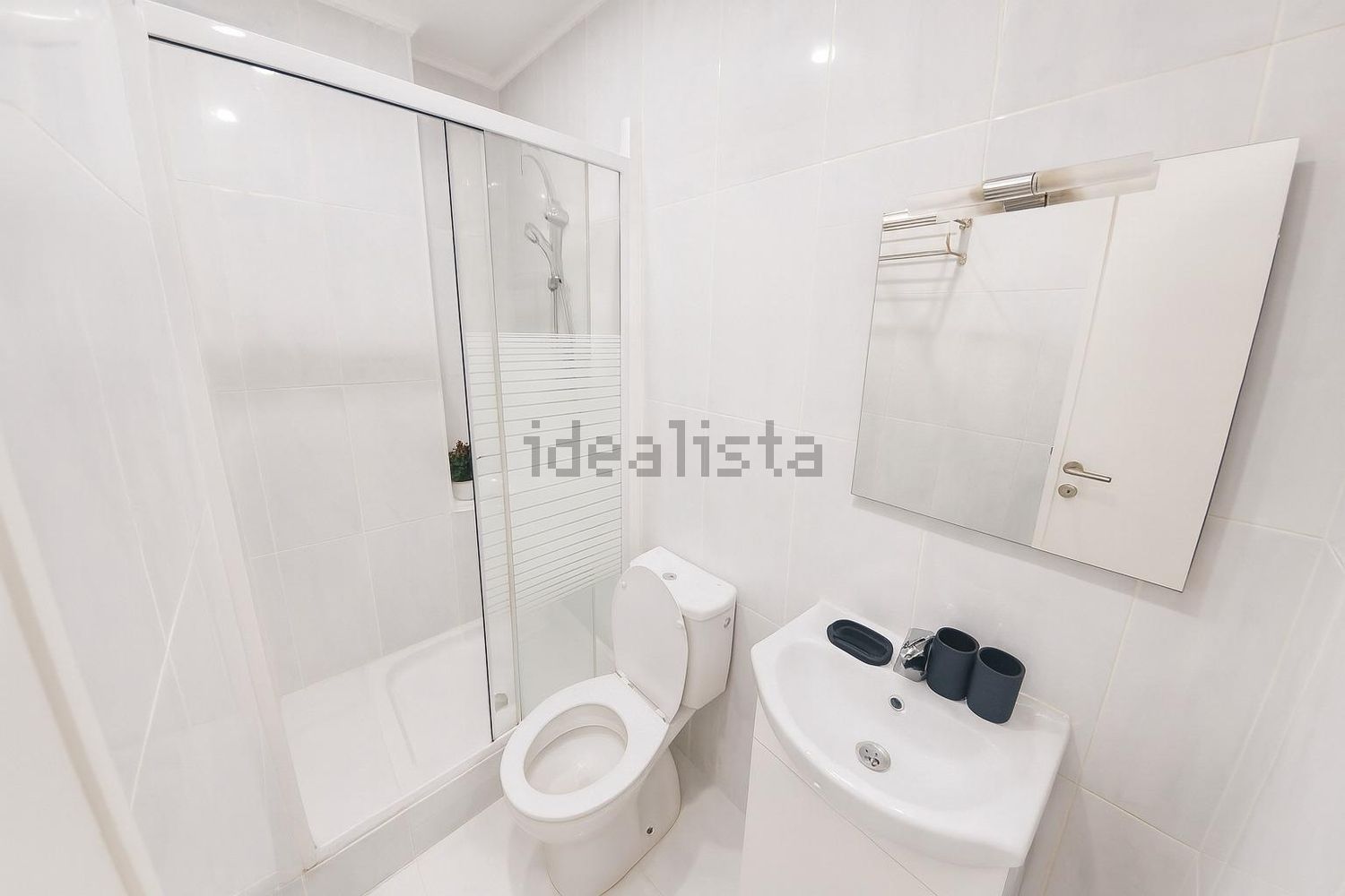 出租房间在Rua do Vale de Santo António, 146 - 卫生间