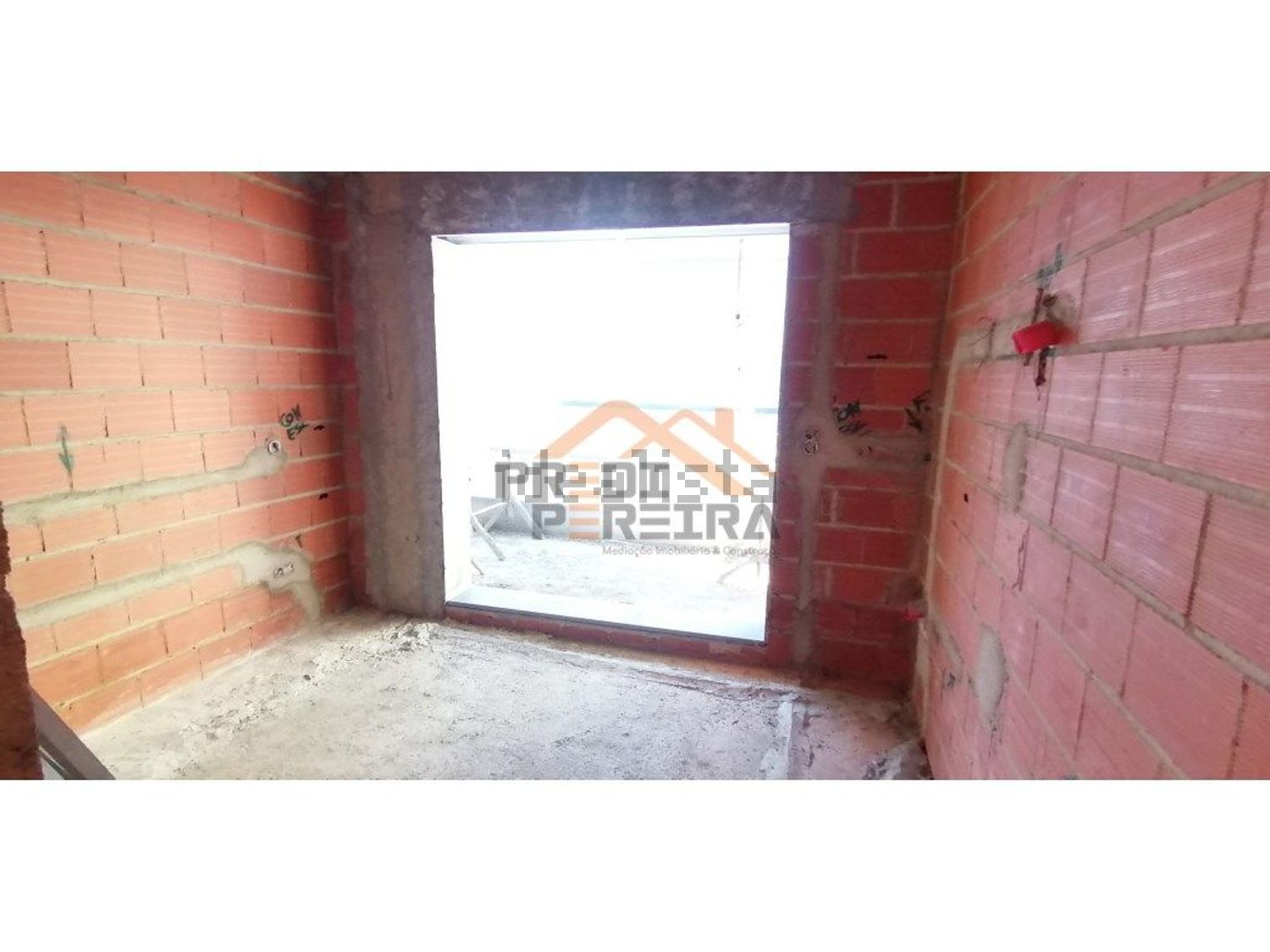 小楼房或独栋别墅出售在Pontinha e Famões - 照片