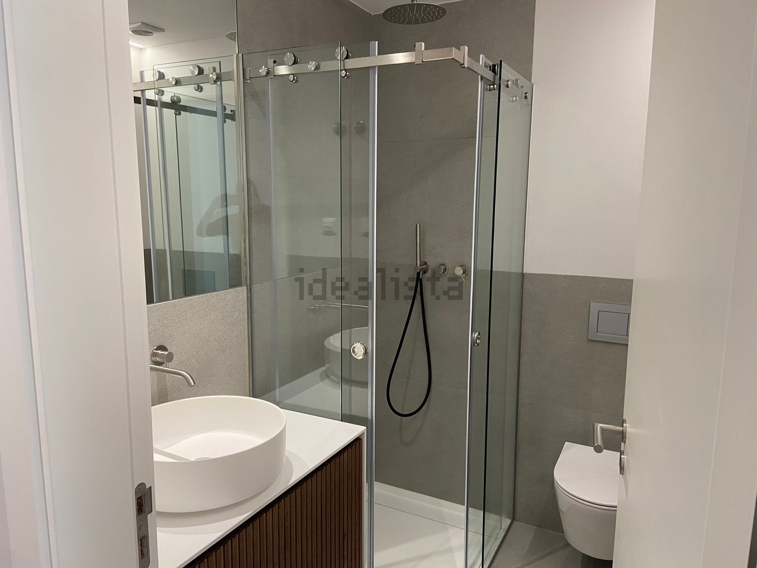 出租公寓 t3在Rua Armando Caldas, 18 - 卫生间