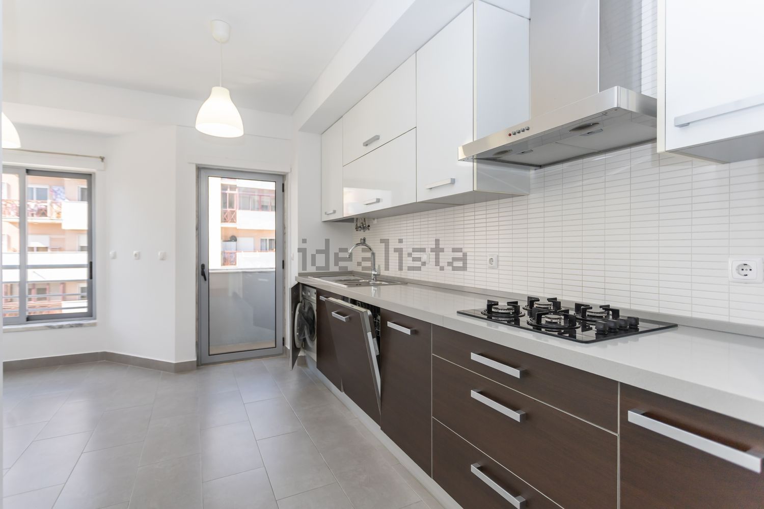 出租公寓 t2在Rua José Afonso, 4 - 厨房