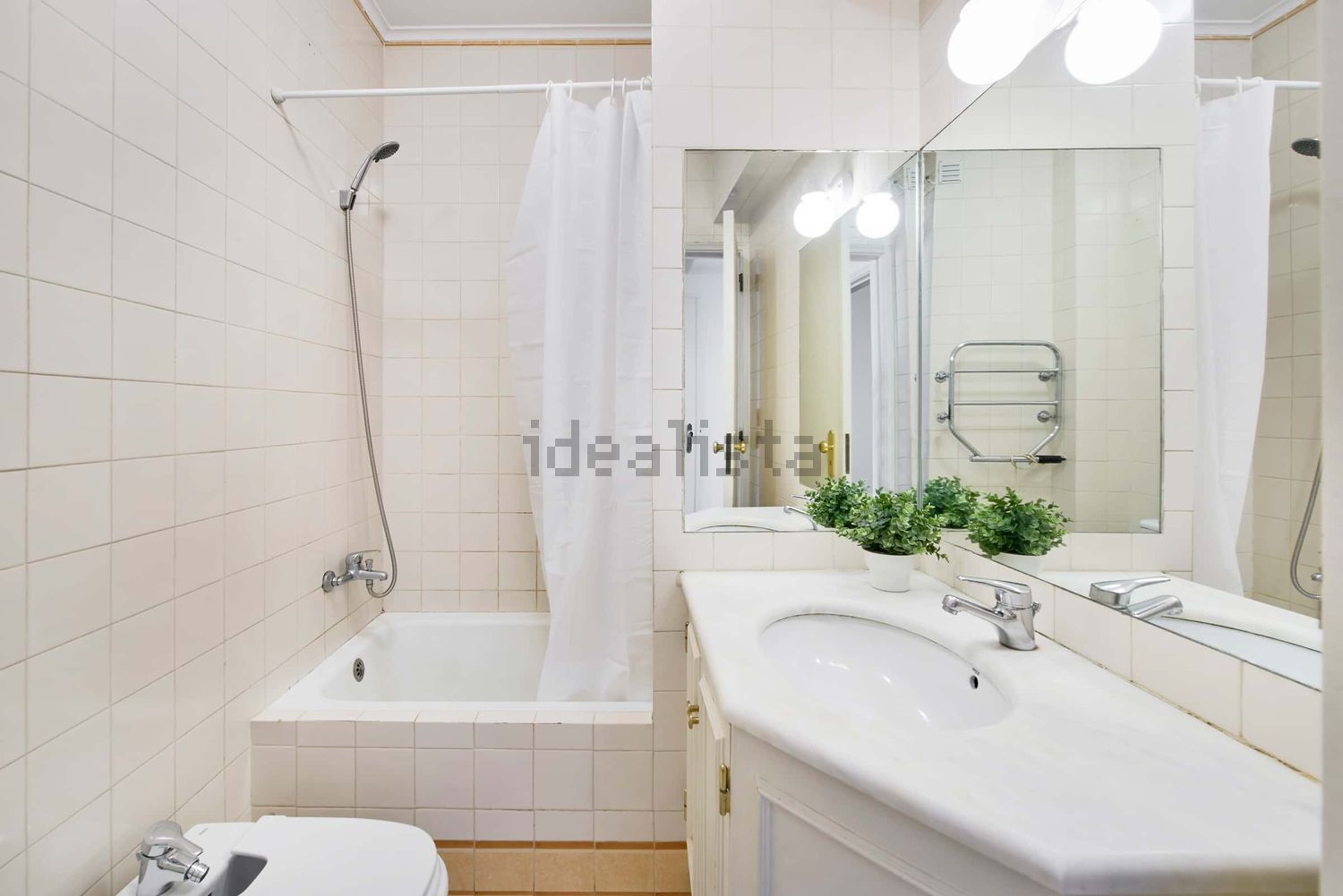 出租房间在Rua Professor Reinaldo dos Santos, 5 - 卫生间