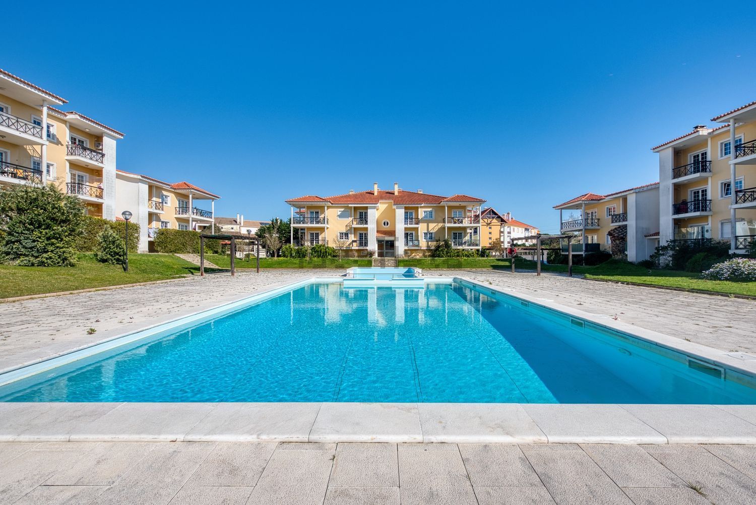 出租公寓 t3在Beloura - Penha Longa - 游泳池