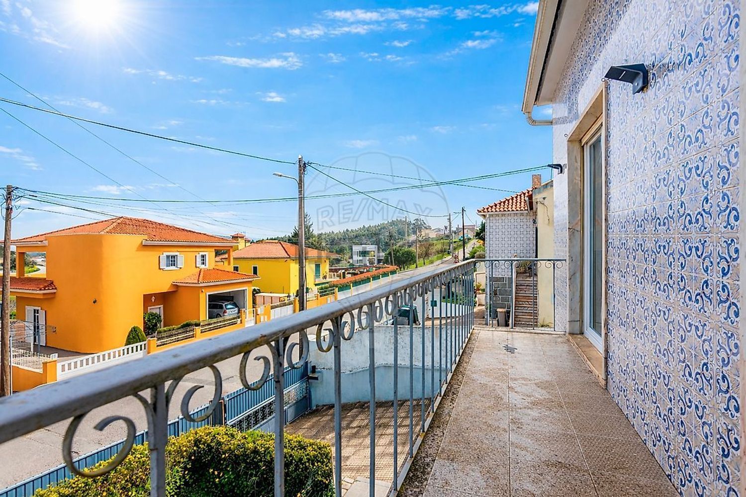 小楼房或独栋别墅出售在Rua dos Salgueirinhos - 阳台