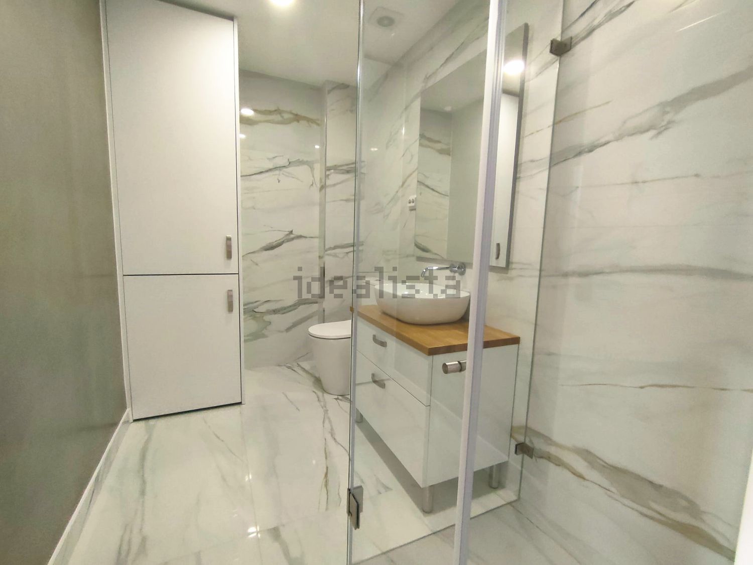 出租公寓 t1在Rua Salvador Allende, 60 - 卫生间