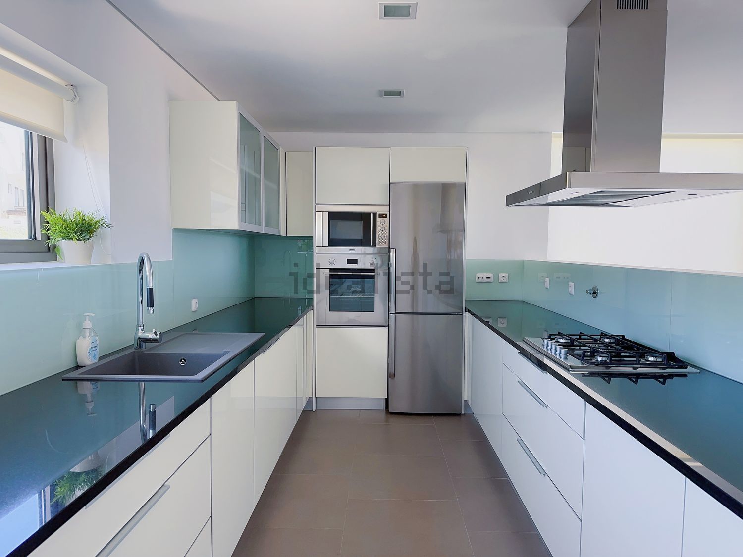 出租联排别墅在Avenida Avenue Avenue Avenue Avenue Avenue Avenue Avenue Avenue do mar - 厨房