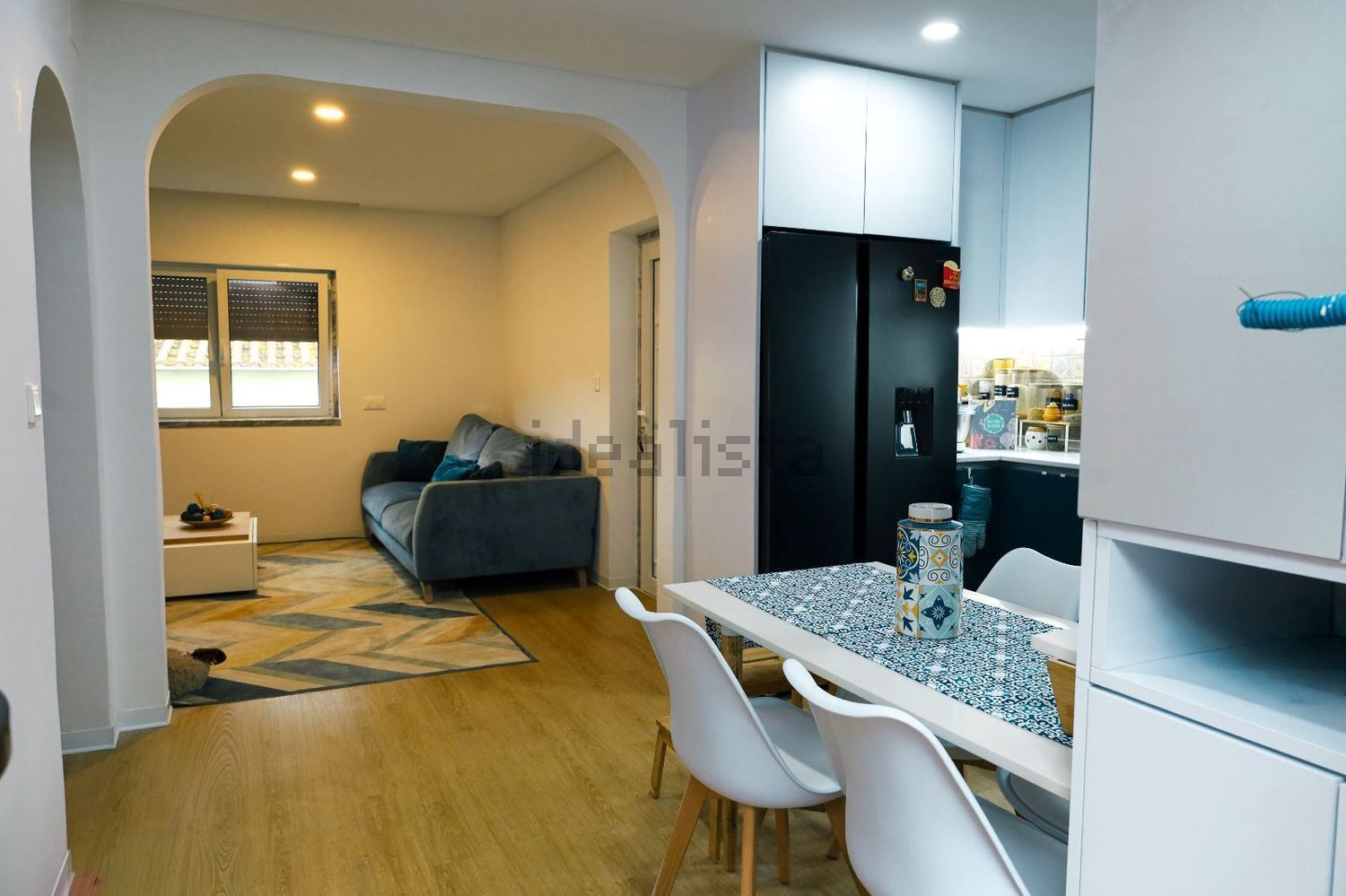 小楼房或独栋别墅出售在Dois Portos e Runa - 客厅