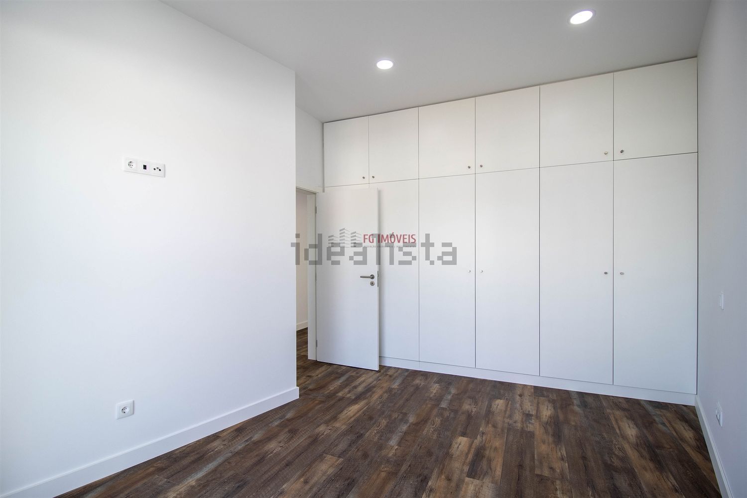 小楼房或独栋别墅出售在Rua das Olaias - 卧室