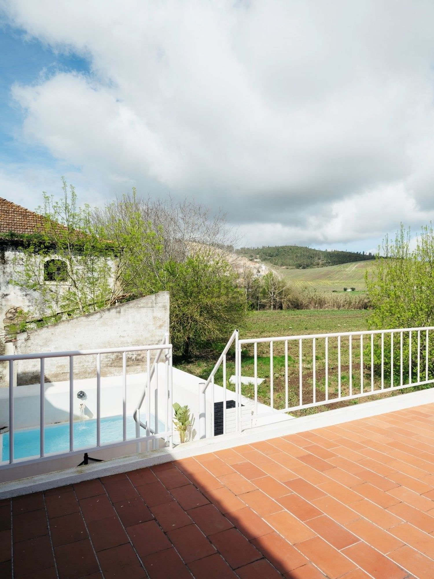 小楼房或别墅出售在Dois Portos e Runa - 阳台