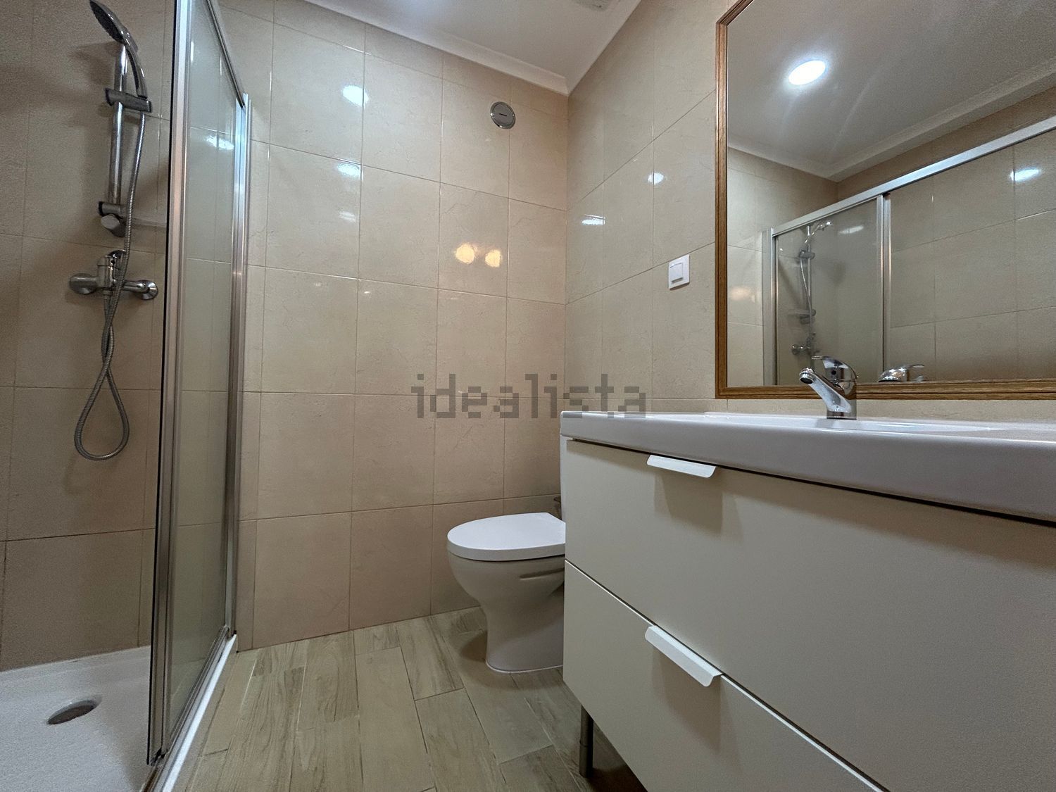 出租公寓 t2在Rua Alexandre Ferreira, 13 a - 卫生间