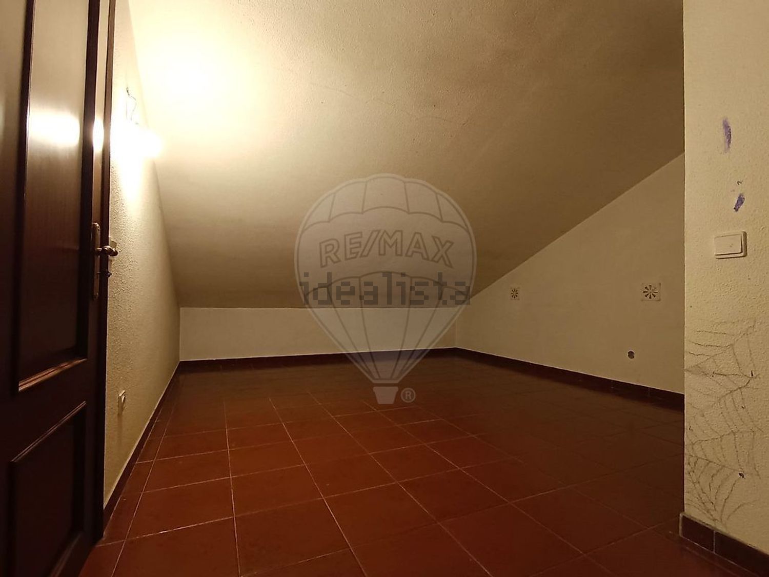 出租小楼房或独栋别墅在Rua José Malhoa - 居住