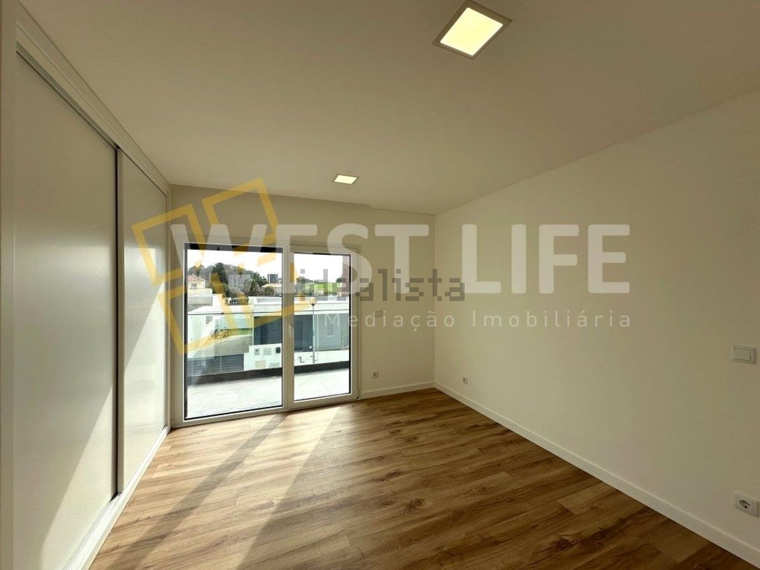 小楼房或独栋别墅出售在Santa Bárbara - 照片