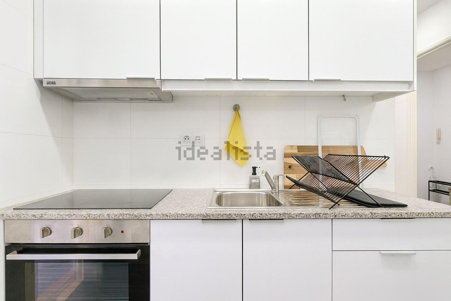 出租房间在Avenida Infante Santo, 345 - 厨房