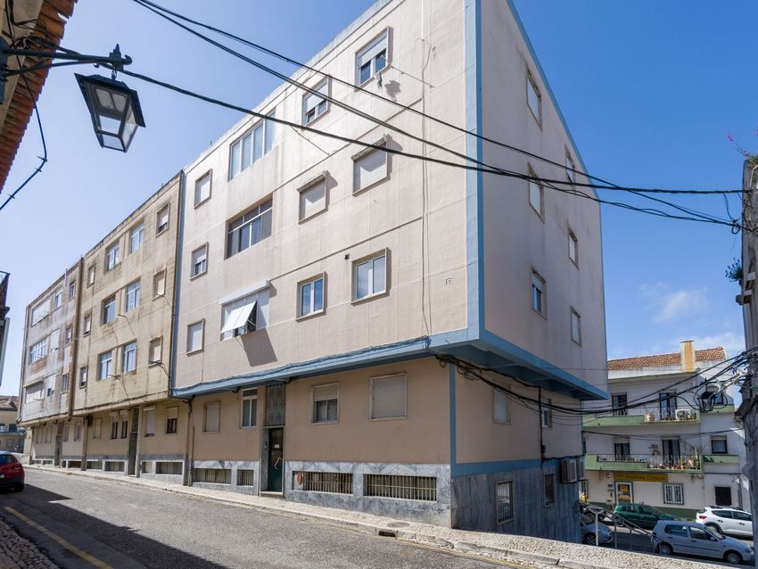 公寓 t2出售在Rua General Amilcar Mota, 12