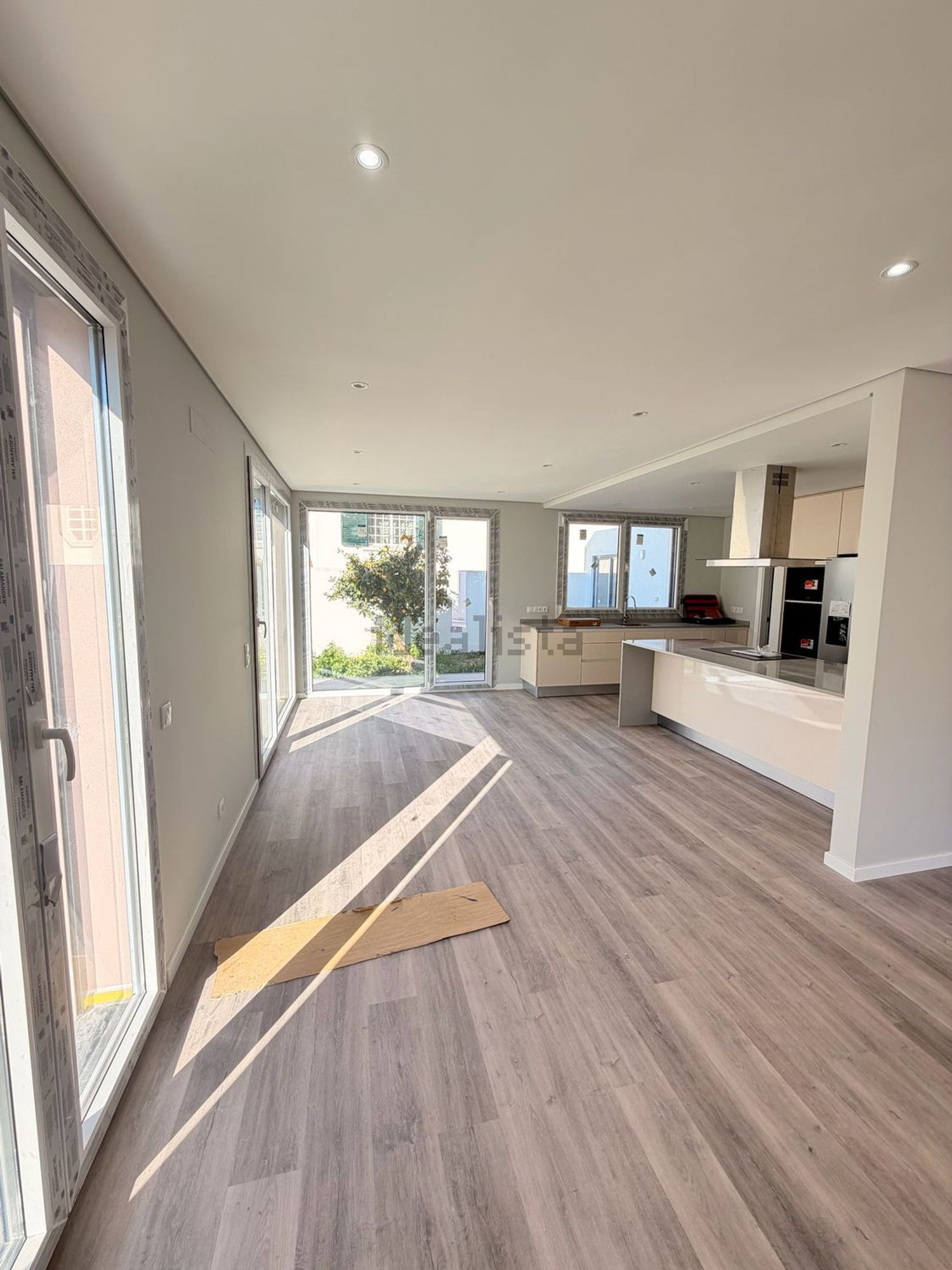 小楼房或独栋别墅出售在Rua Carlos Paião, 11 - 客厅