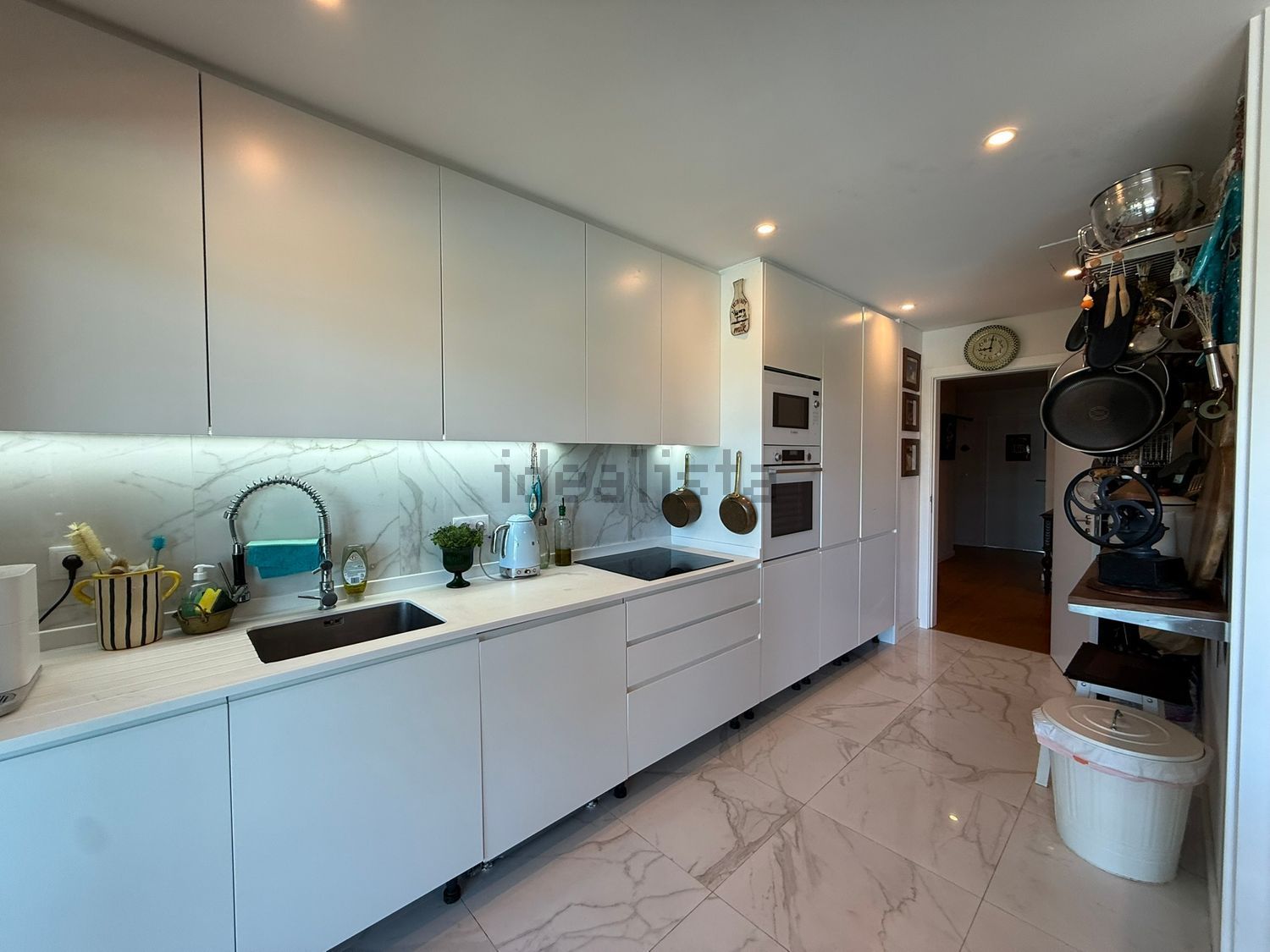 公寓 t3出售在Avenida 5 de Outubro - 厨房