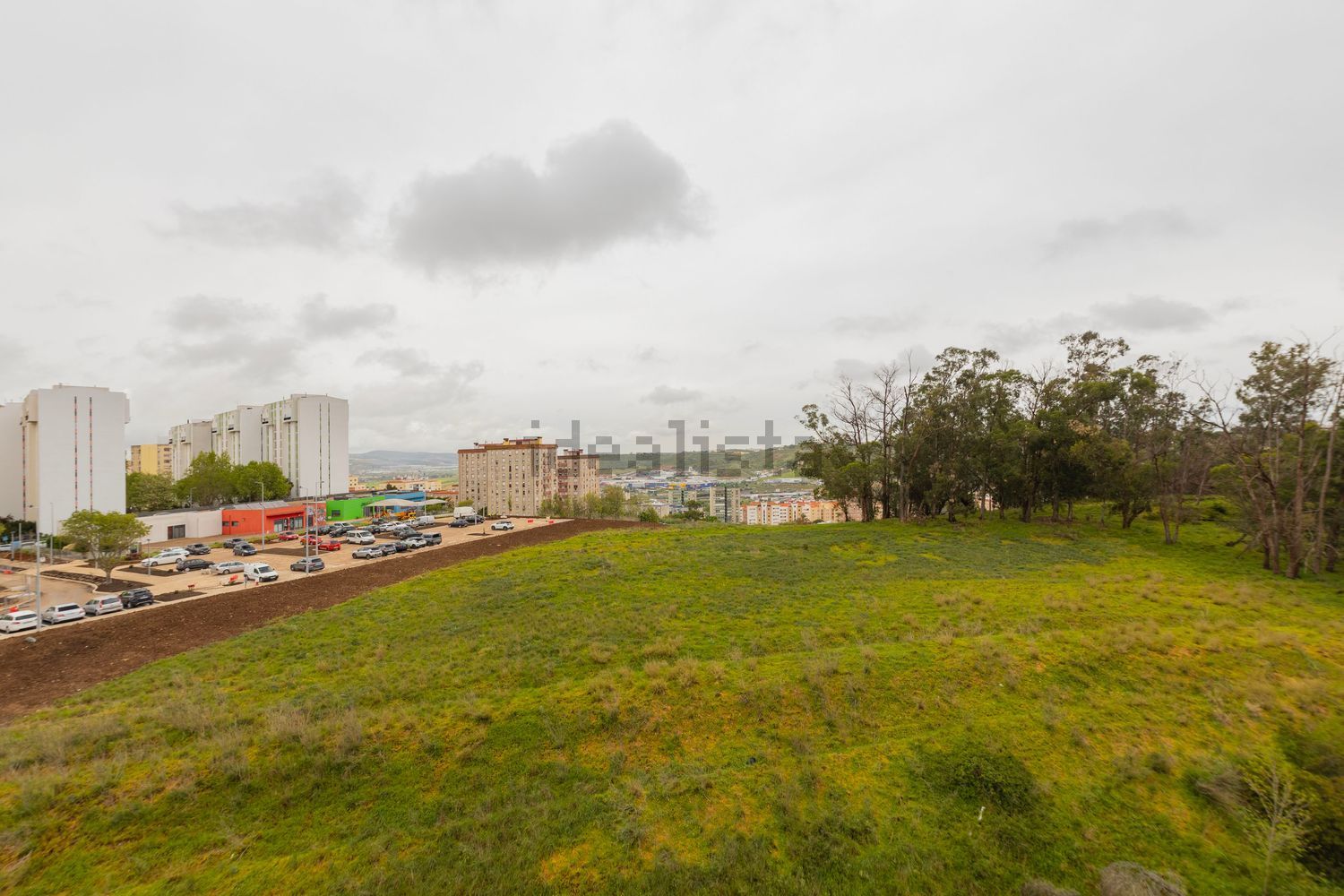 公寓 t2出售在Rua José Sobral de Almada Negreiros - 视线