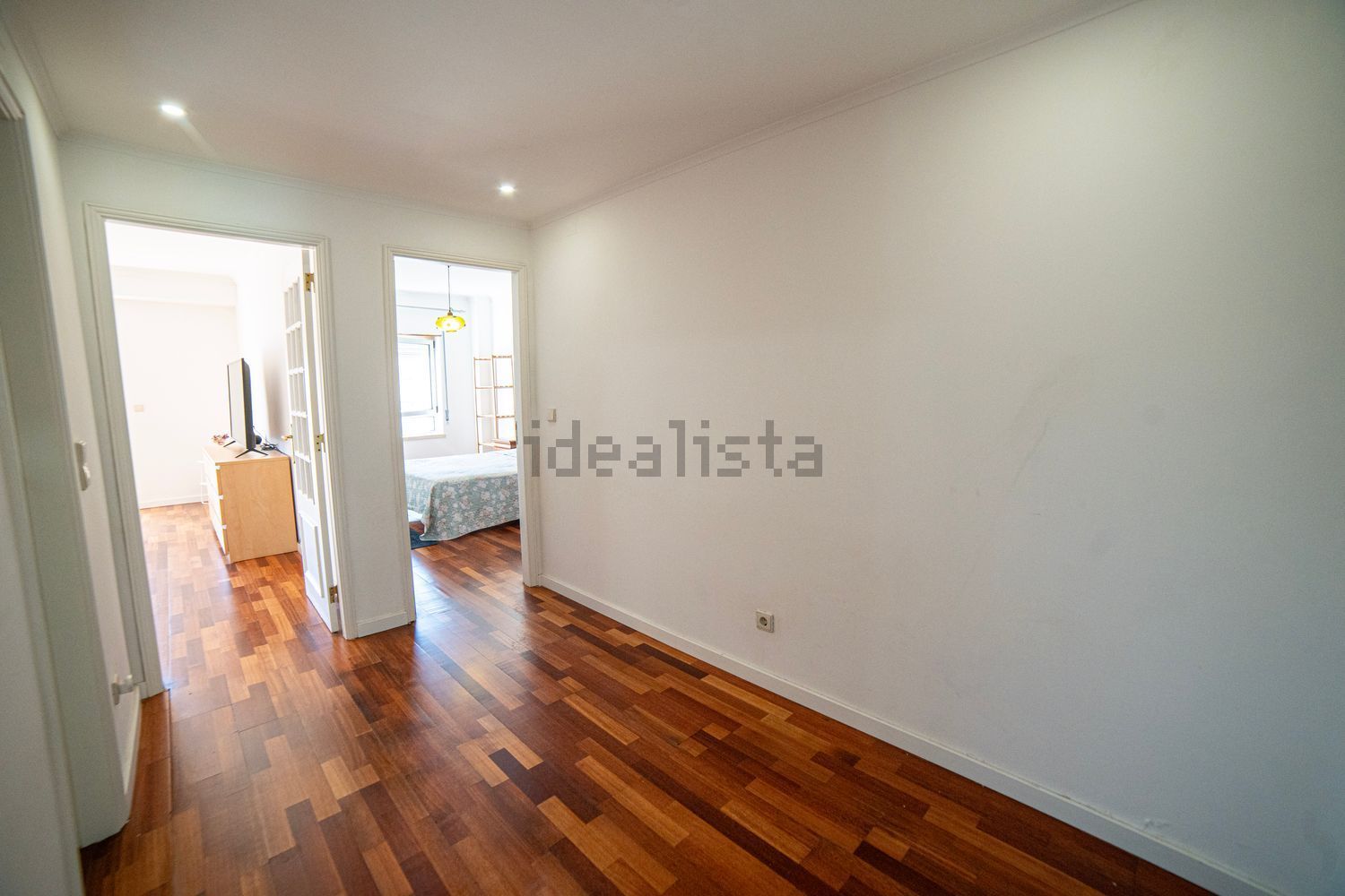 公寓 t2出售在Rua António Rebelo da Silva, 5 - 前厅