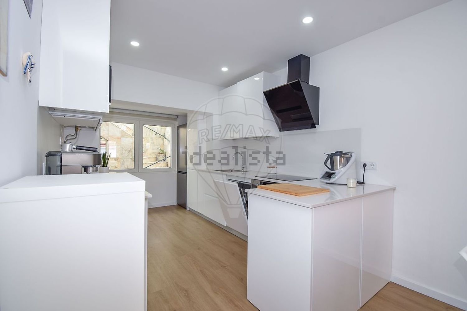 出租公寓 t3在Porto Salvo - 厨房