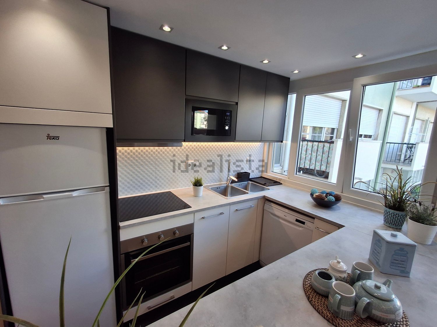 出租公寓 t2在Rua José Luís de Morais, 21 - 厨房