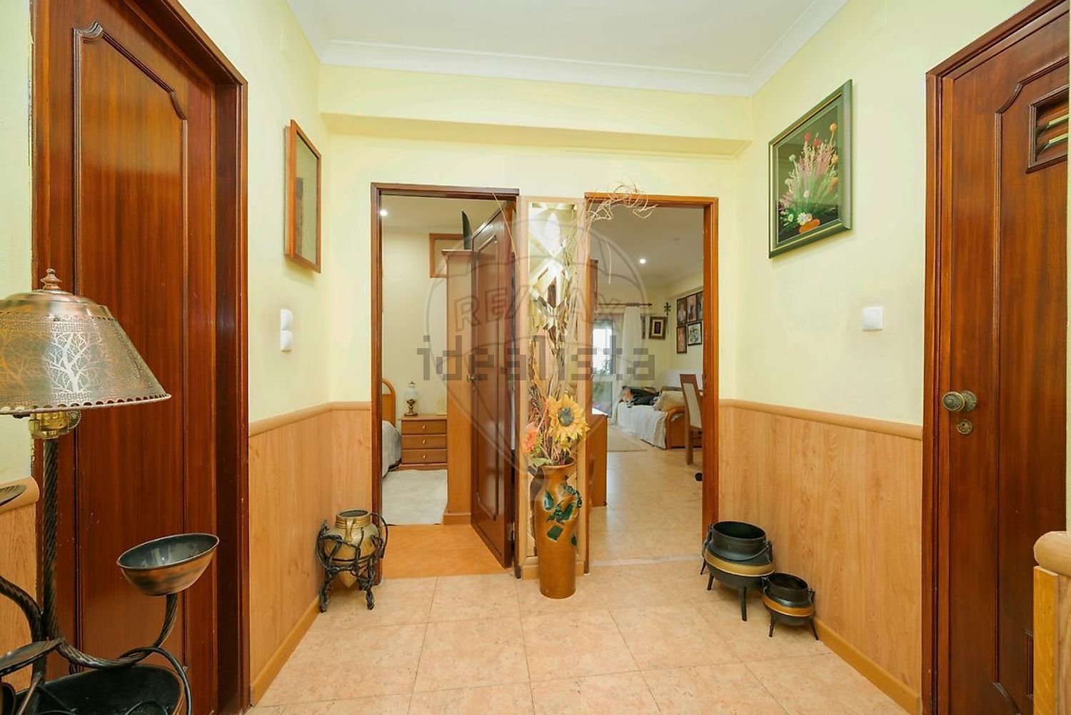 公寓 t3出售在Rua João Nunes Resende - 过道